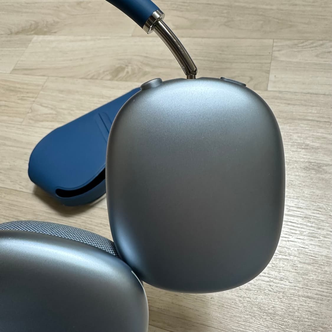 에어팟 맥스 블루 상품이미지4