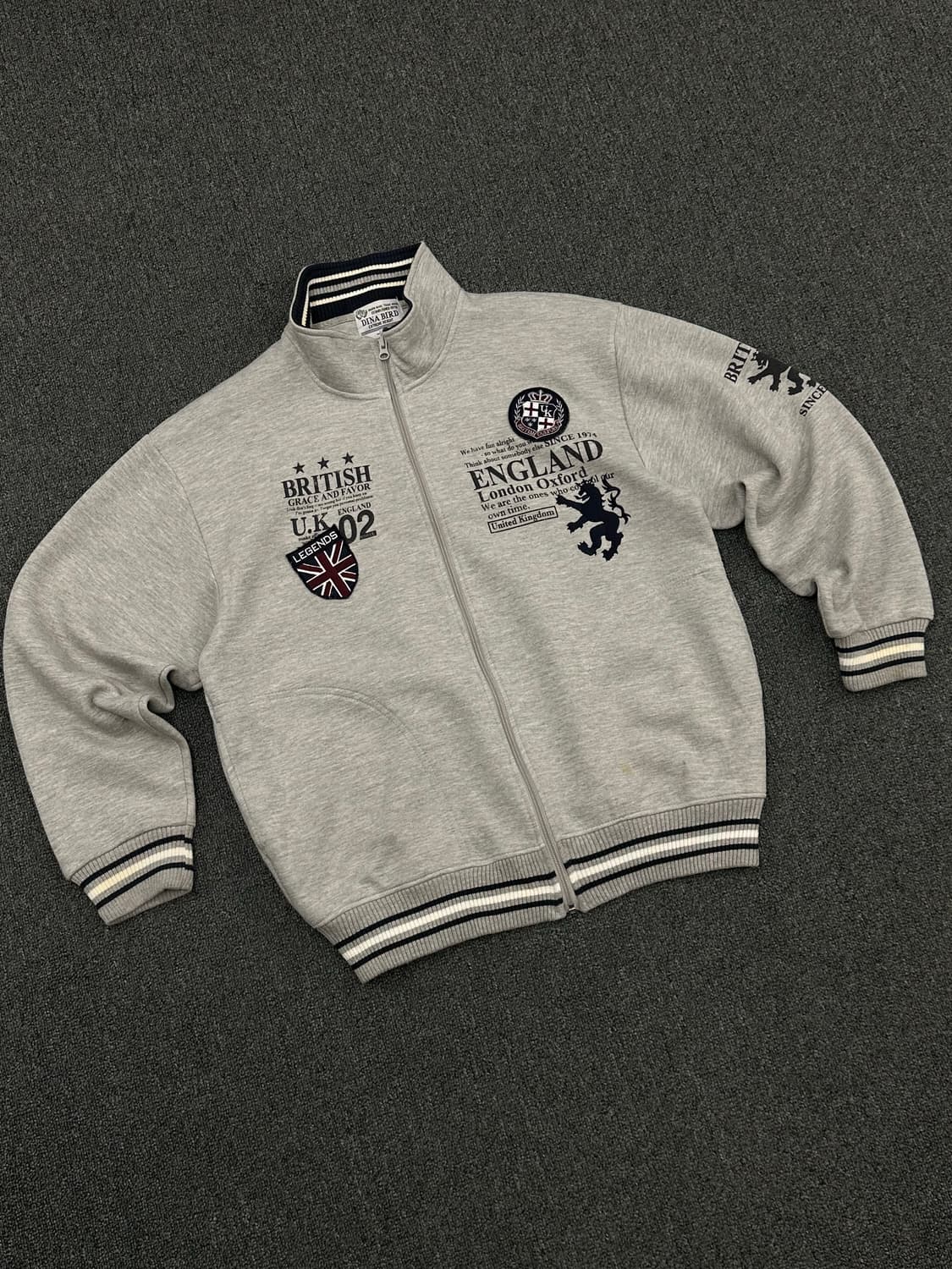 LL)DINA BIRD 빈티지 패치 그레이 트랙탑 져지 상품이미지1