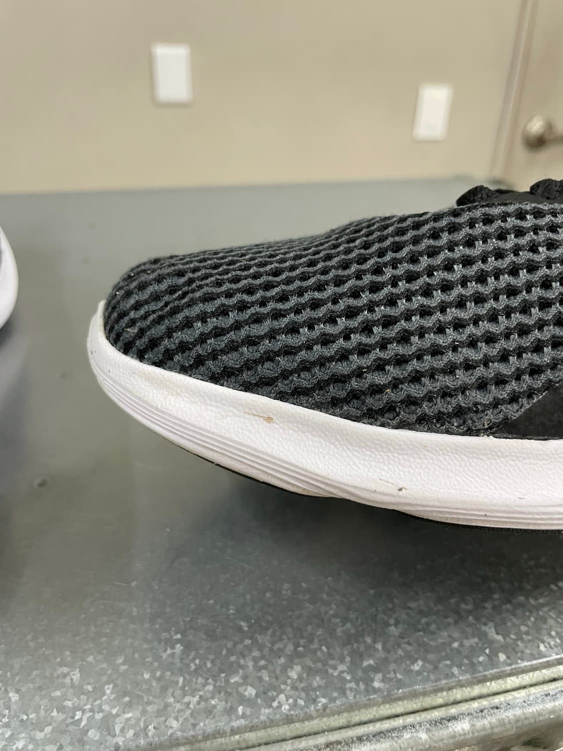 나이키 레볼루션 4 블랙 270 상품이미지8