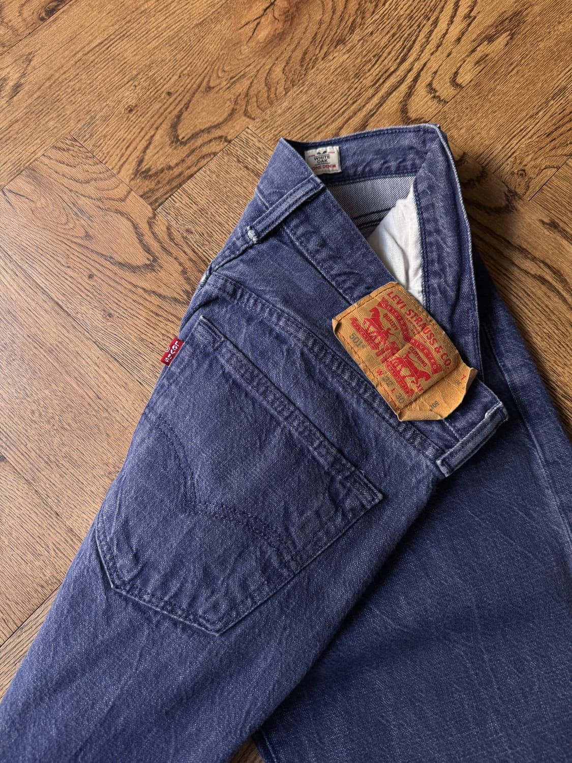 [32]리바이스 501 빈티지 워싱 스트레이트 콘밀 데님 팬츠 상품이미지5