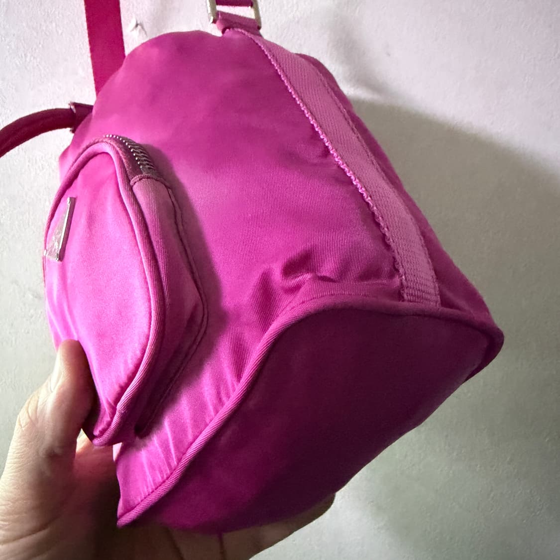 프라다 포코노 나일론 미니 버킷 토트백  상품이미지5