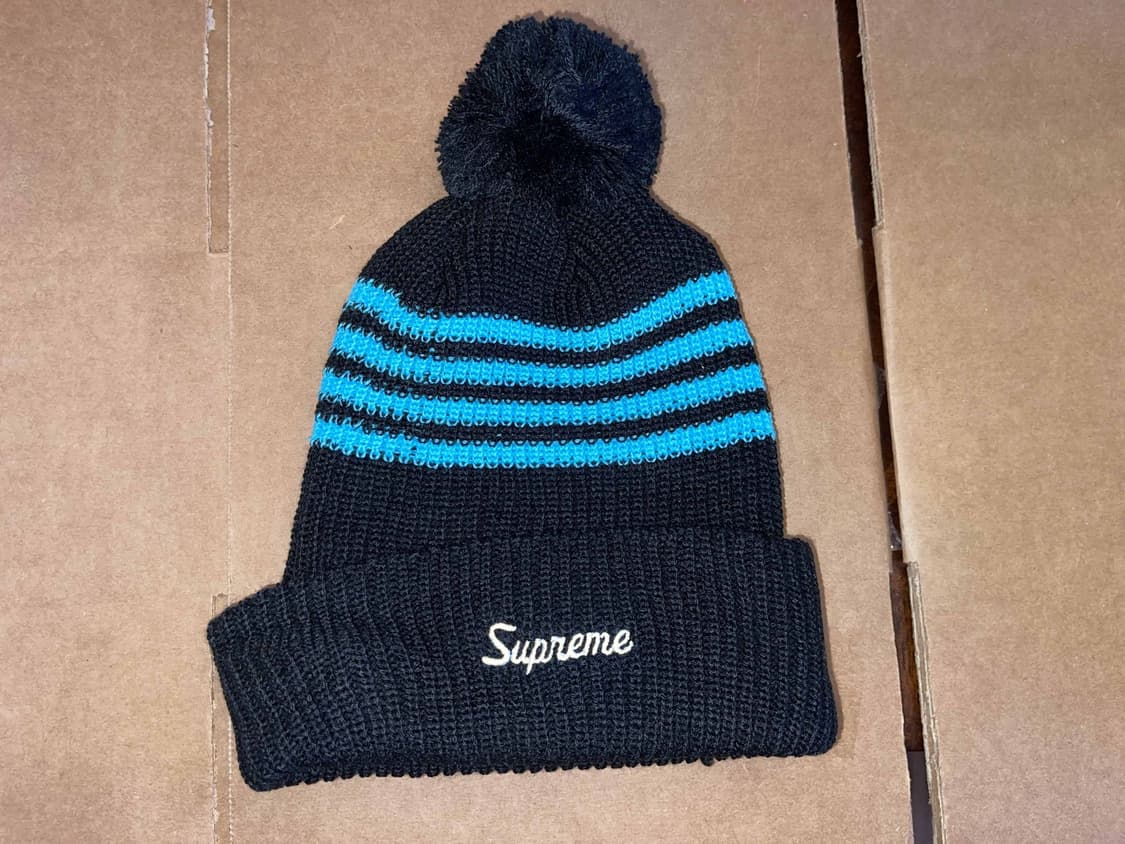 18FW 슈프림 스트라이프 폼폼 비니 블랙블루 상품이미지2