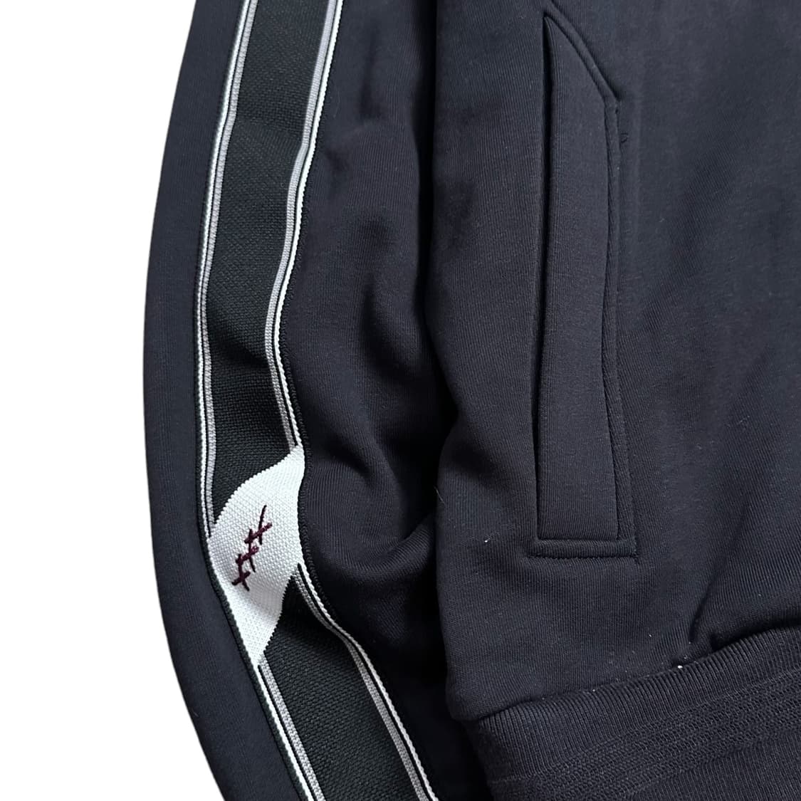 에르메네질도제냐 사이드라인 블랙 후드집업 상품이미지3