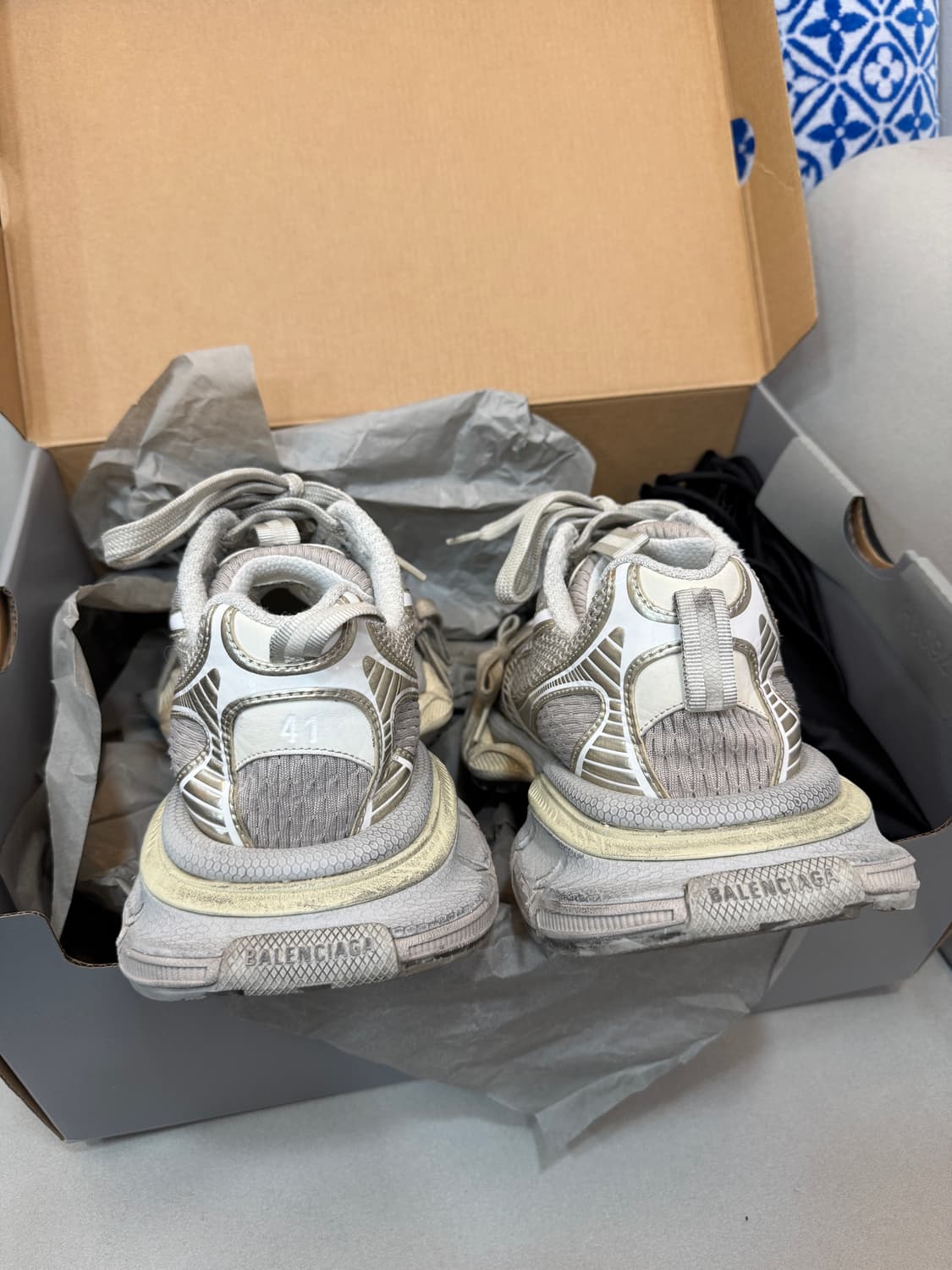 발렌시아가 3xl 에그쉘 스니커즈 41사이즈  상품이미지3