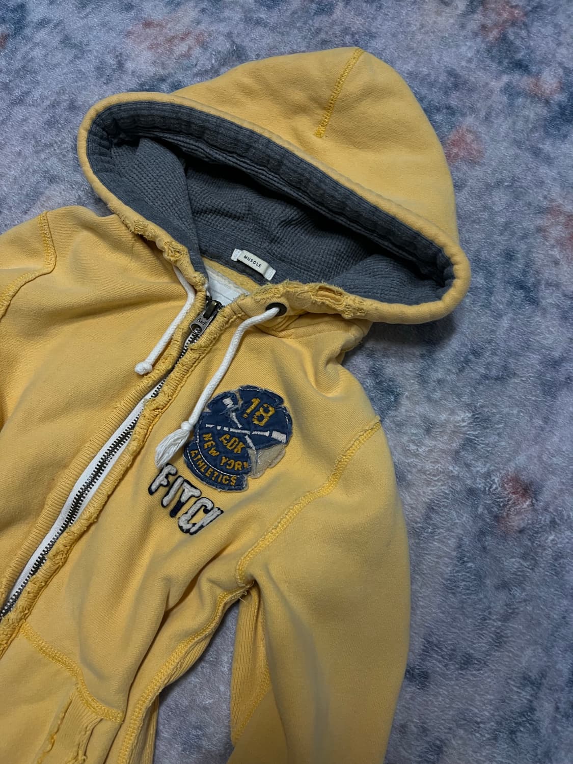 Abercrombie 00s y2k yellow hoodie 상품이미지3