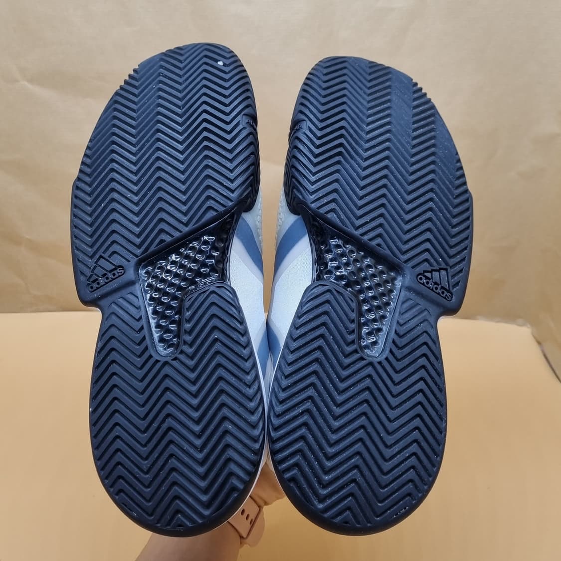 아디다스 솔매치 바운스 테니스화250. 상품이미지3