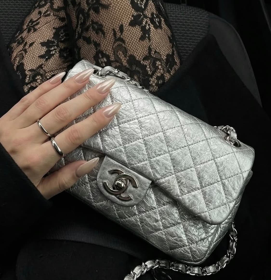 샤넬 메탈릭 빈티지 카프스킨 플립 백 상품이미지1