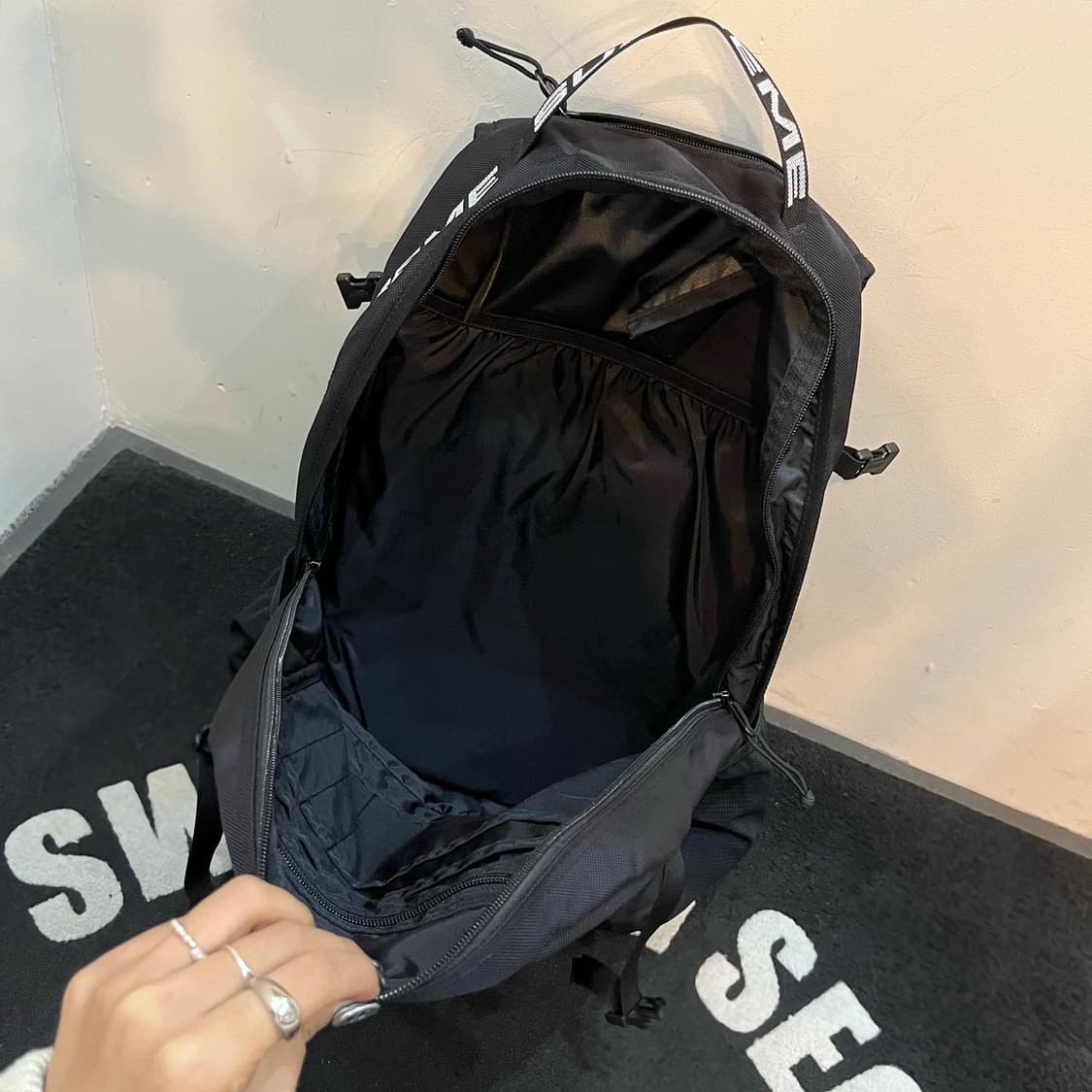 Supreme 18Ss Cordura Backpack 상품이미지3
