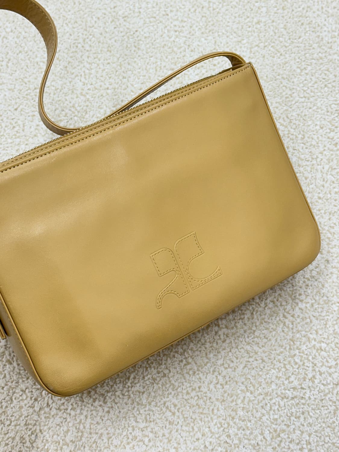 꾸레쥬 숄더백 상품이미지2