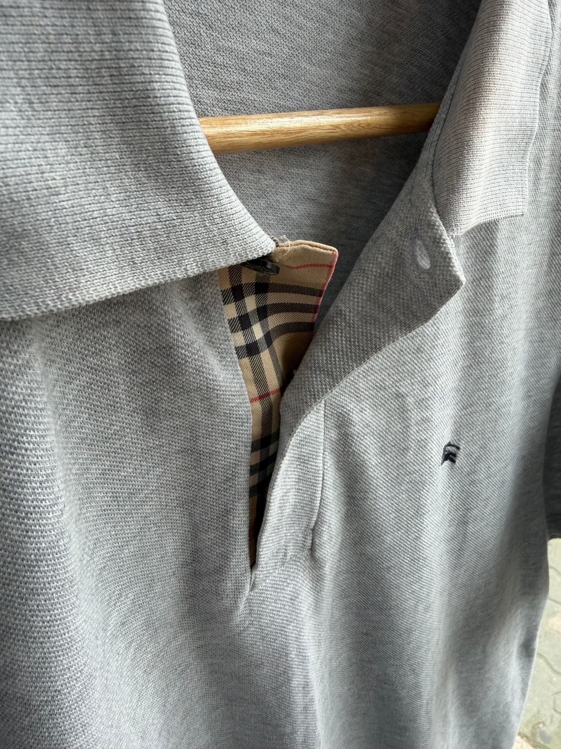 100~105/ 버버리 미니 로고 폴로 그레이 반팔 상품이미지5