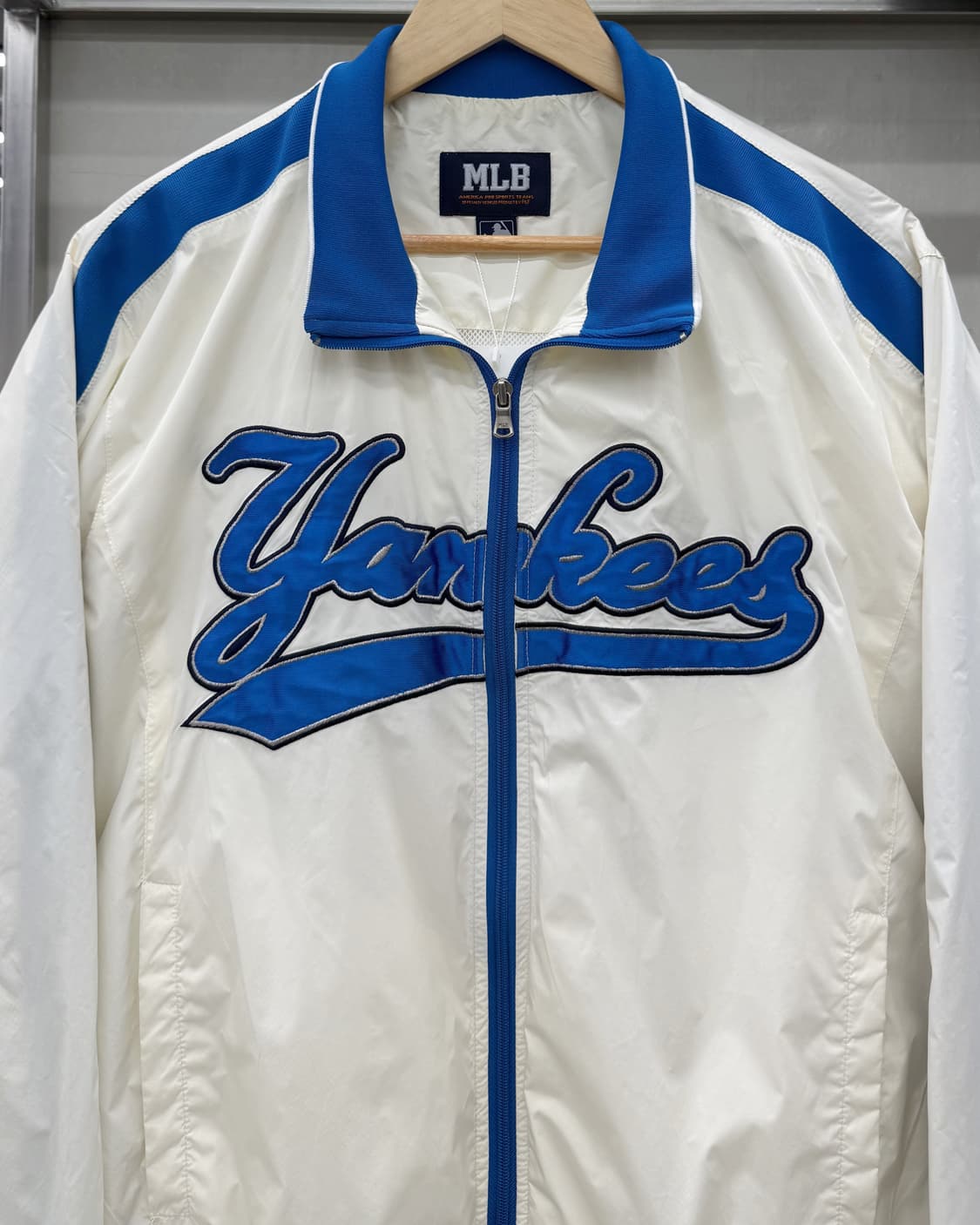 MLB 00s 뉴욕 양키즈 나일론 트랙 자켓 상품이미지3