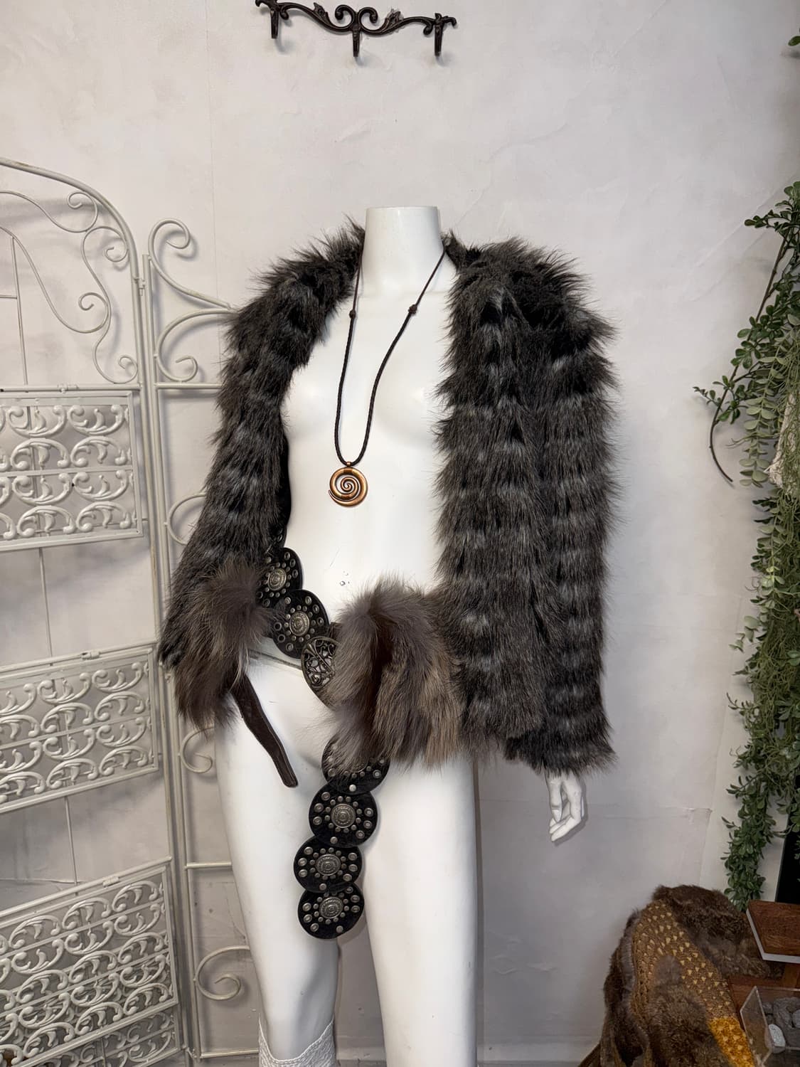 Mixed gray grunge faux fur jacket  상품이미지4