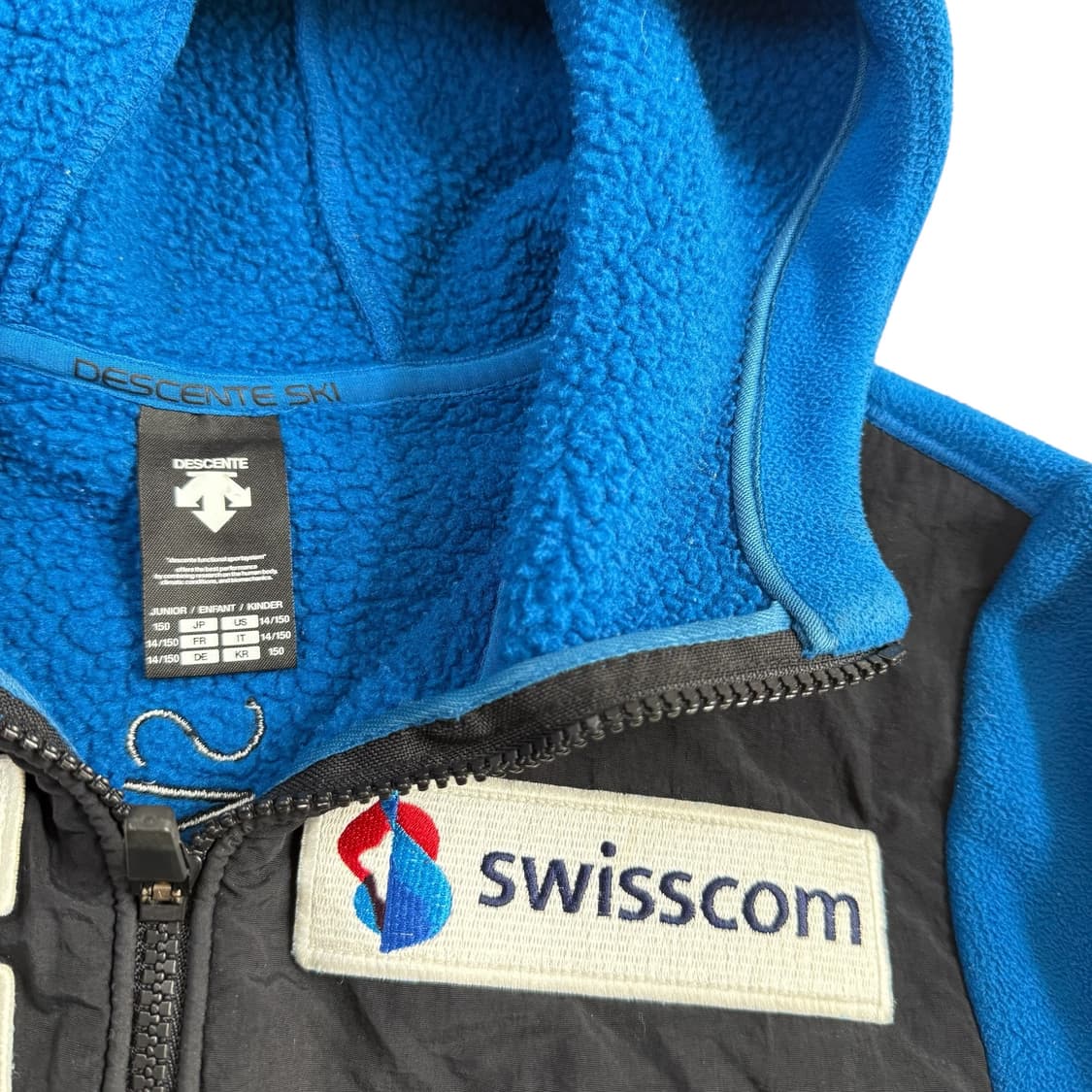 데상트 아우디 후리스 상품이미지2