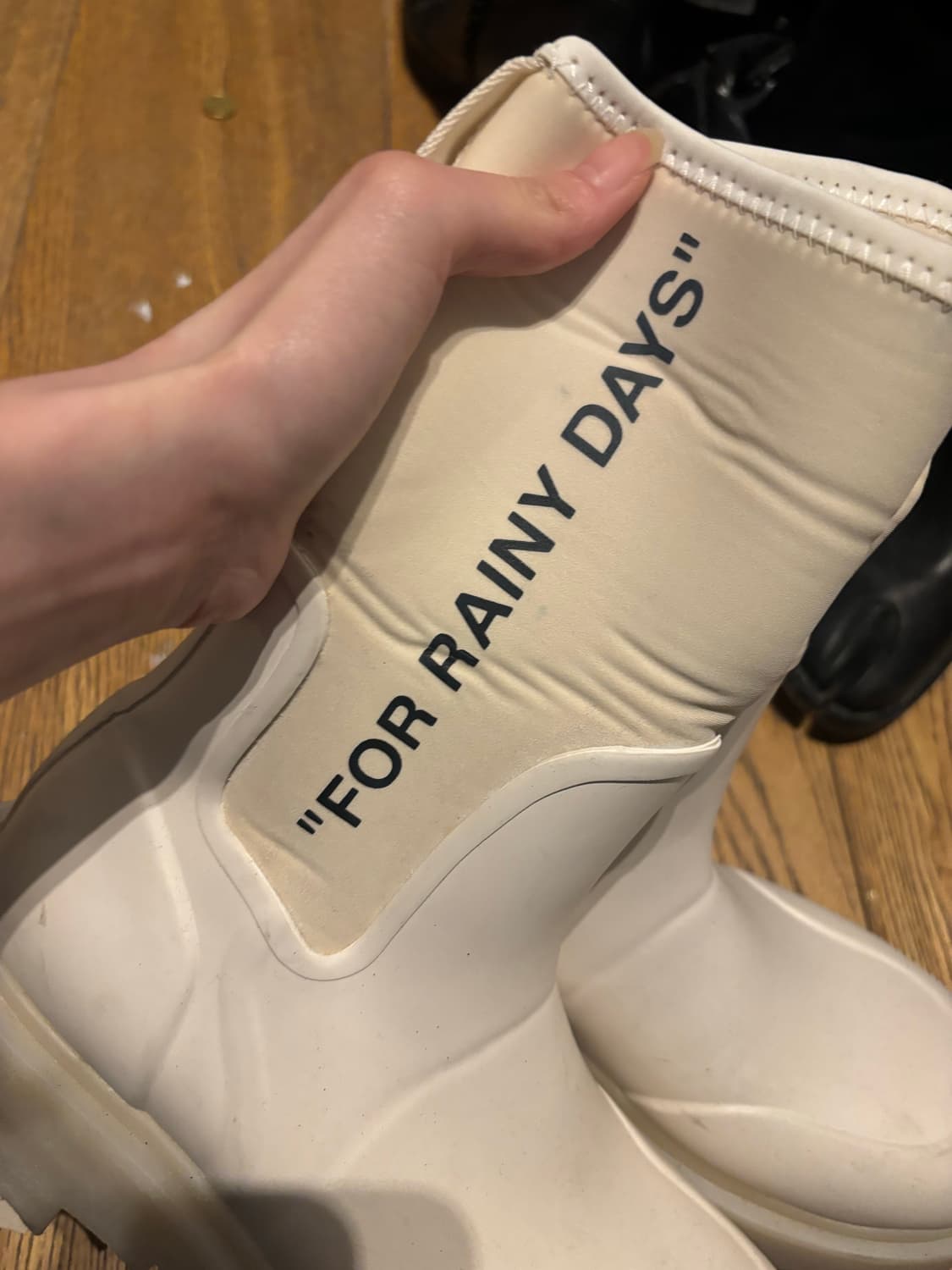 Off white 레인 부츠 상품이미지2