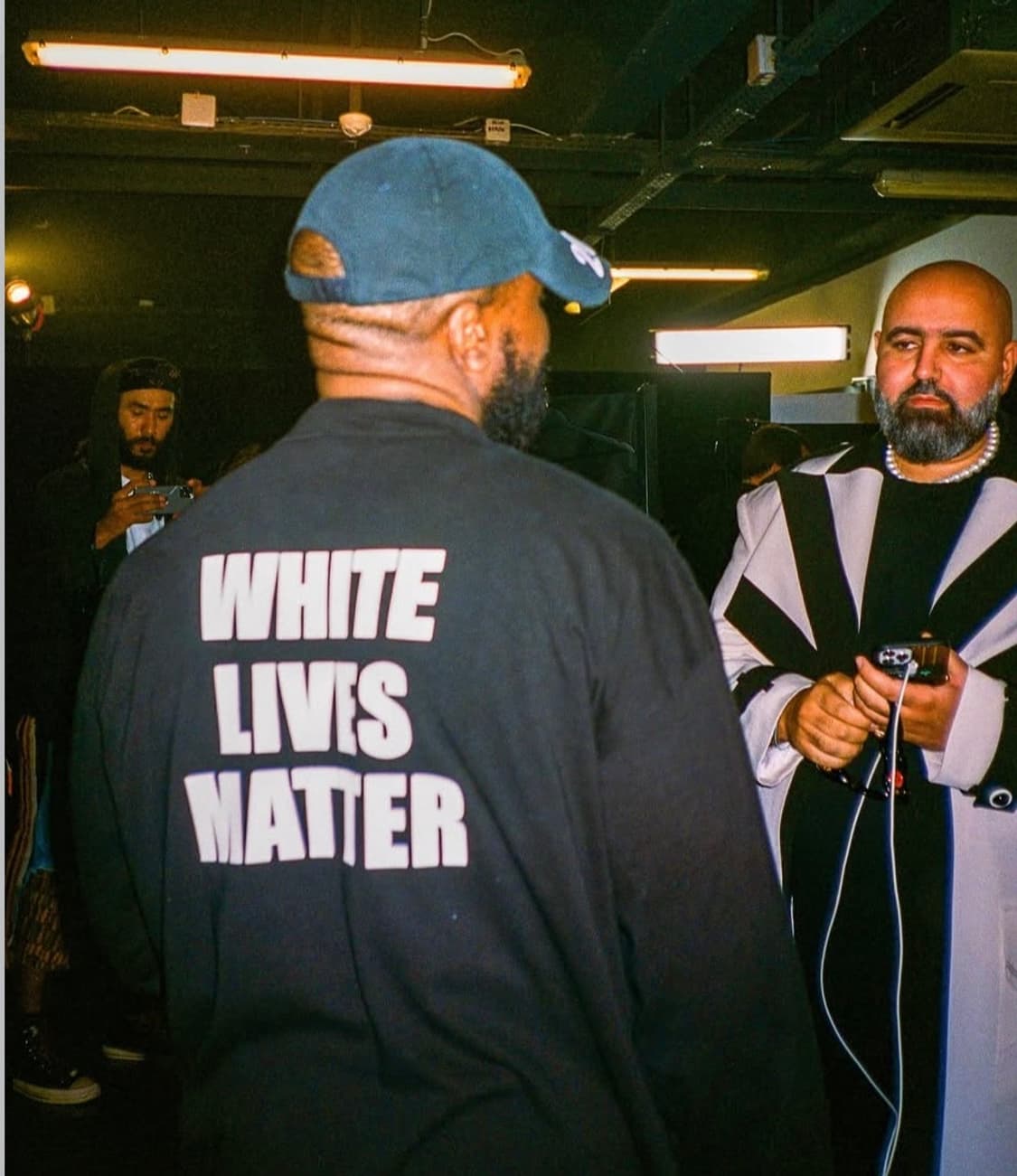 Yeezy White lives matter블랙+화이트 3사이즈 새상품 상품이미지4
