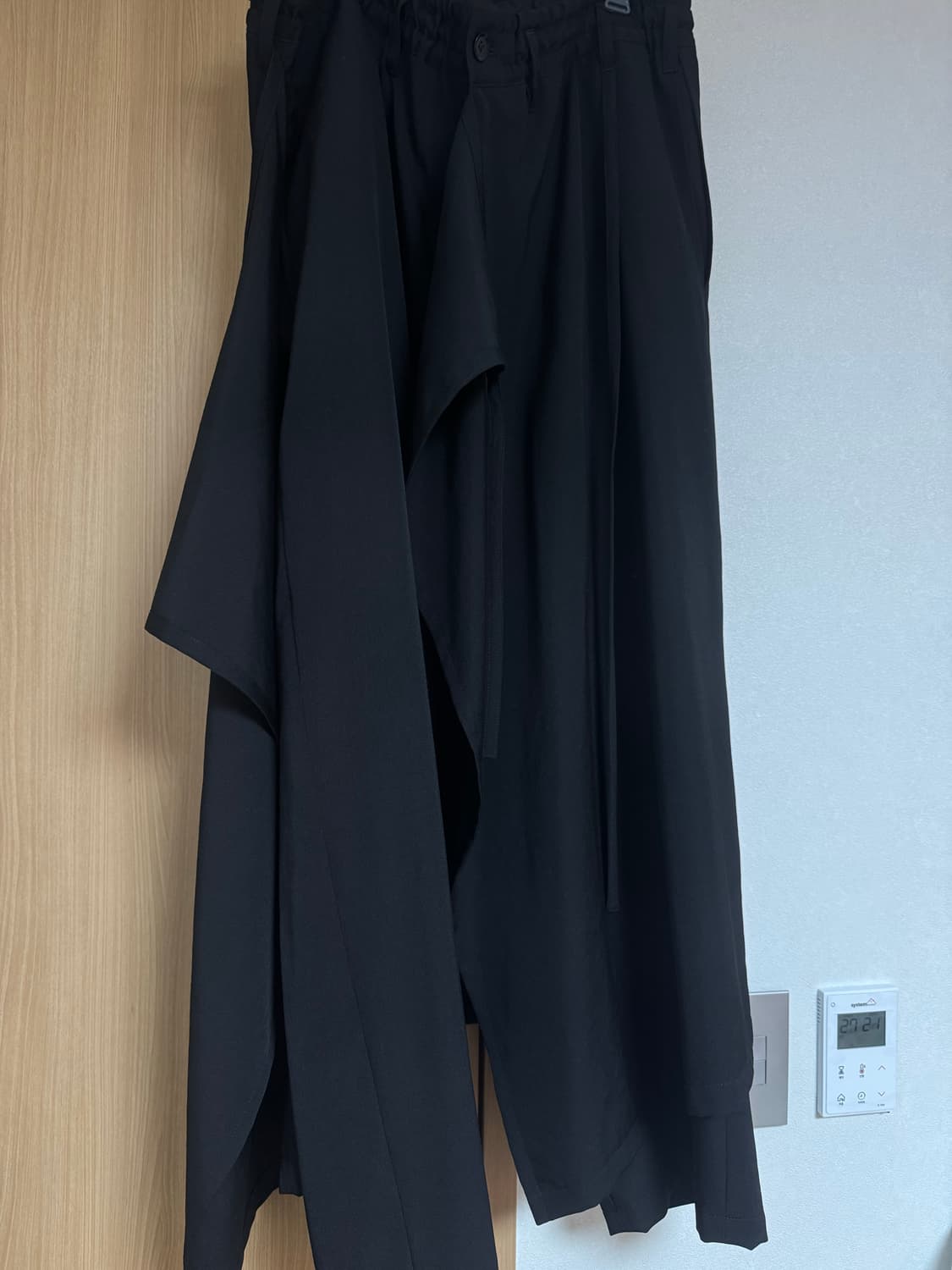 요지 야마모토 개버딘 울 바운드 랩 스커트 팬츠 상품이미지2