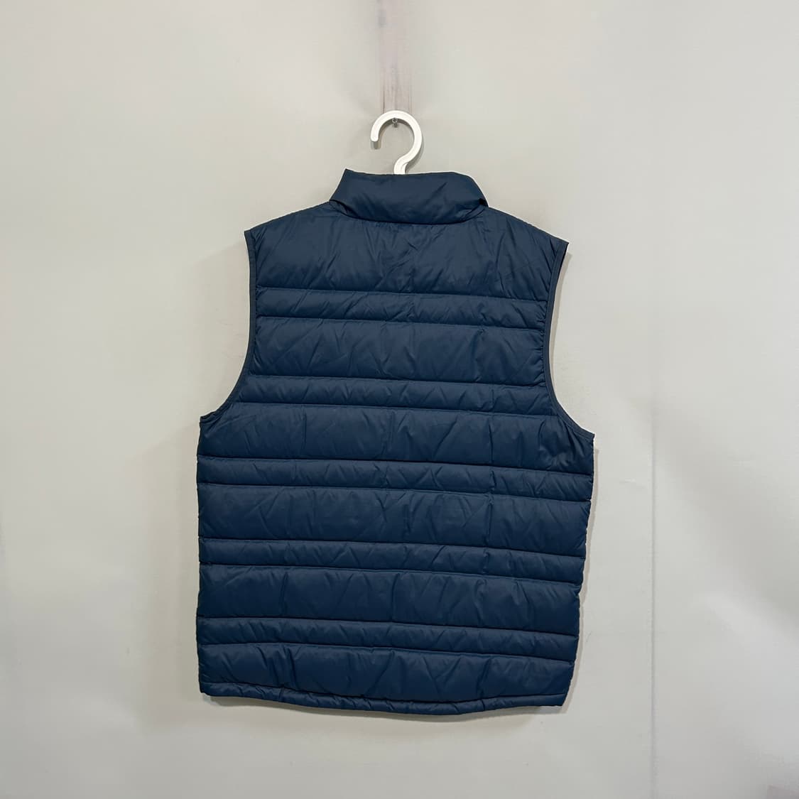언더아머 남성 다운 베스트 패딩조끼 XXL 상태최상 상품이미지3