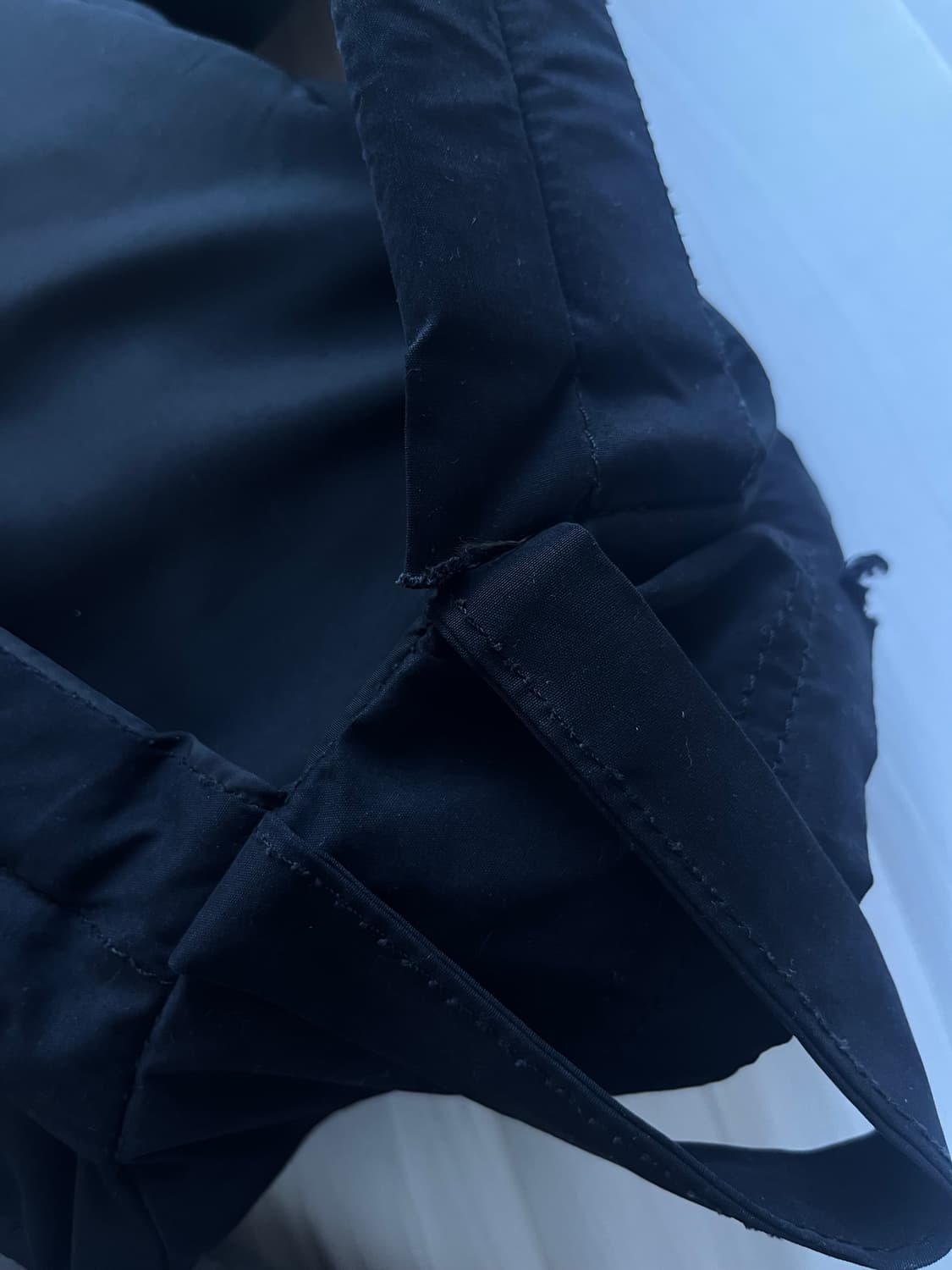 이우가마카라스 knotted backpack 상품이미지5