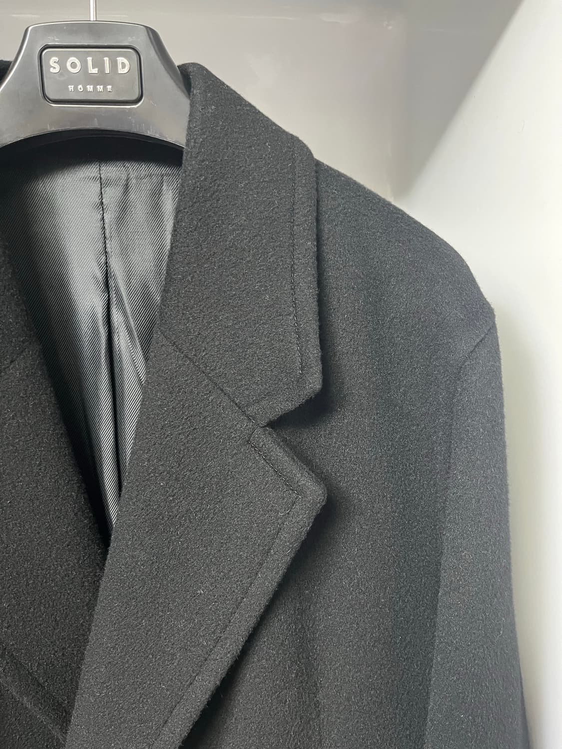 솔리드옴므 23fw 블랙 캐시미어 핸드메이드 로브 코트 46사이즈 상품이미지3