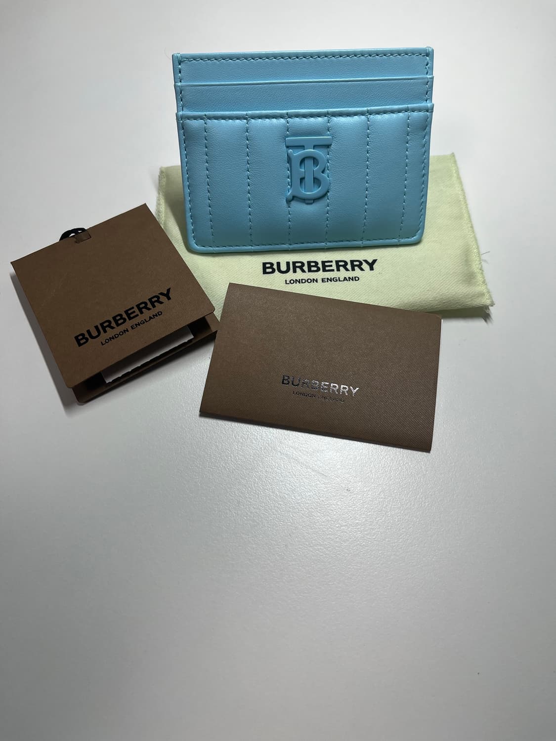 버버리 컬팅롤러 카드지갑 상품이미지1
