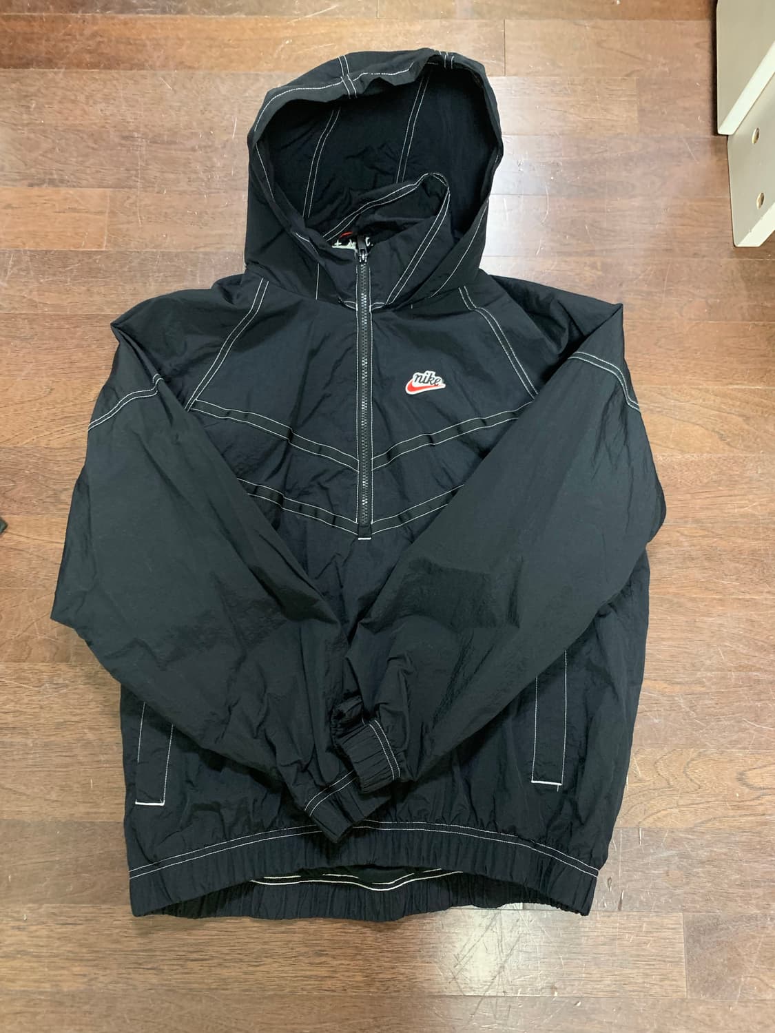 나이키 바람막이 m사이즈 상품이미지1