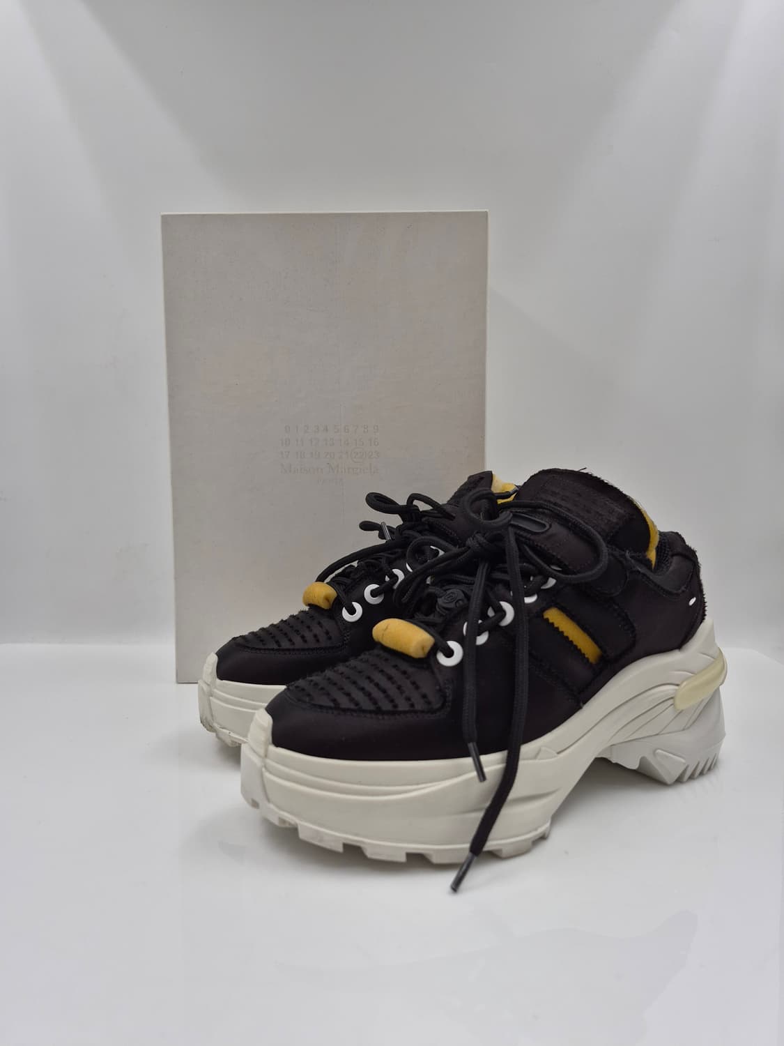 메종 마르지엘라 레트로핏 블랙 스니커즈 상품이미지8