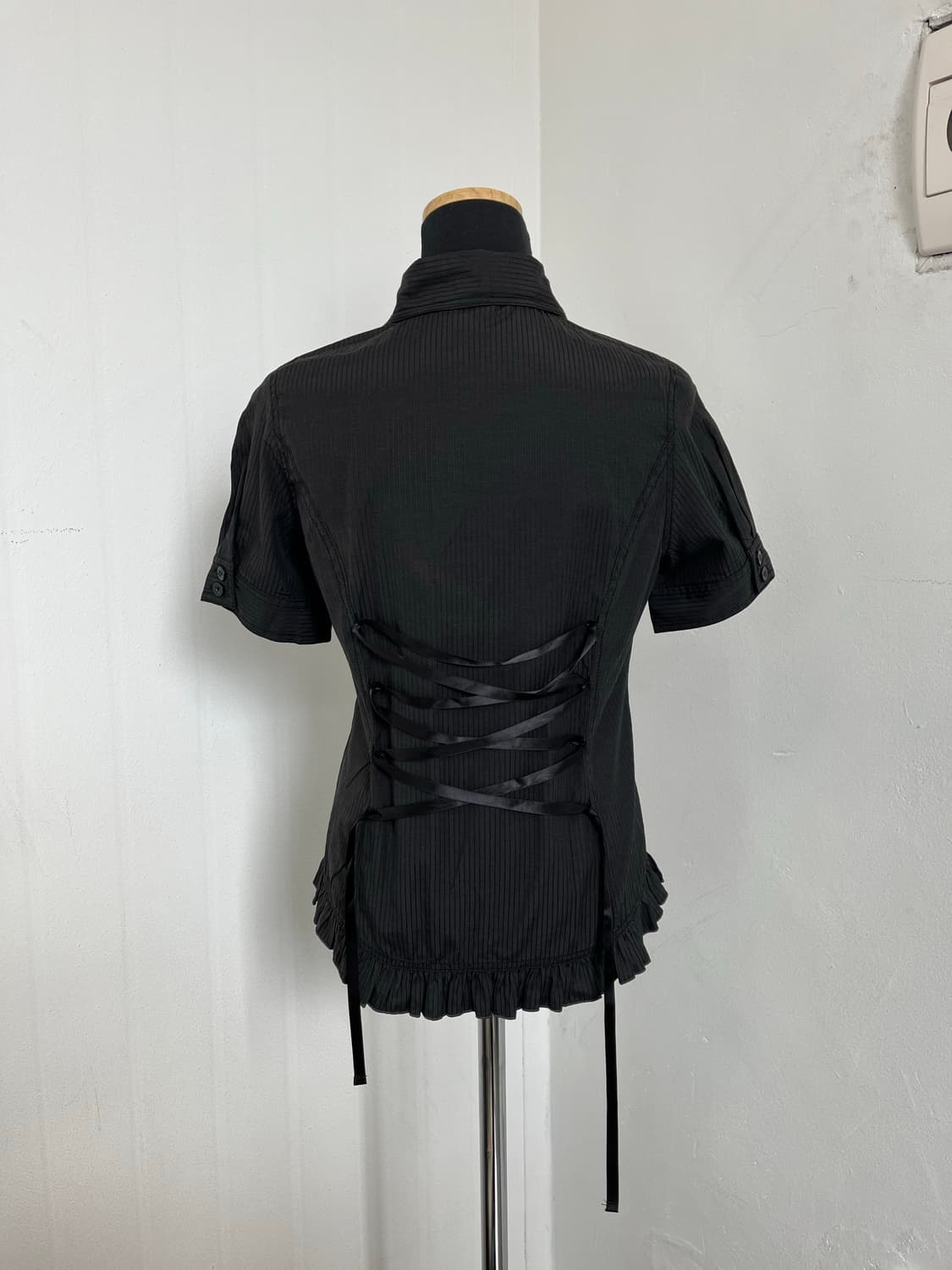 알곤퀸즈 프릴 셔츠 상품이미지3