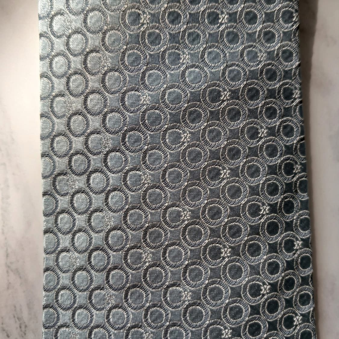 셀린느 실크 블루 트리오페 패턴 넥타이 8.9cm A+등급 E894
 상품이미지6