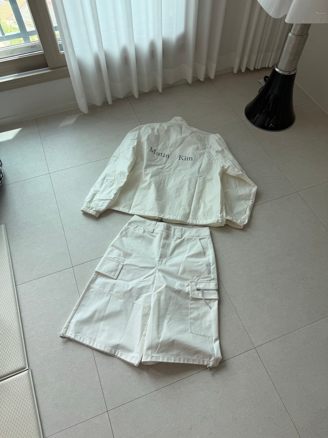[ONE SIZE,M] 마뗑킴 로고 코팅 자켓 아이보리 + 카고 팬츠 상품이미지3