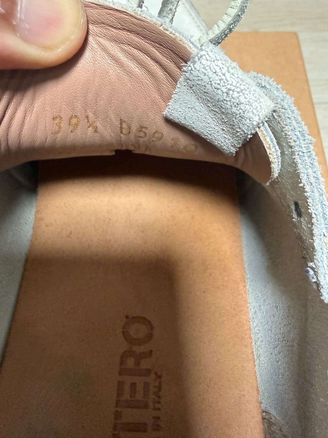 부테로 카레라 (39.5) 상품이미지4