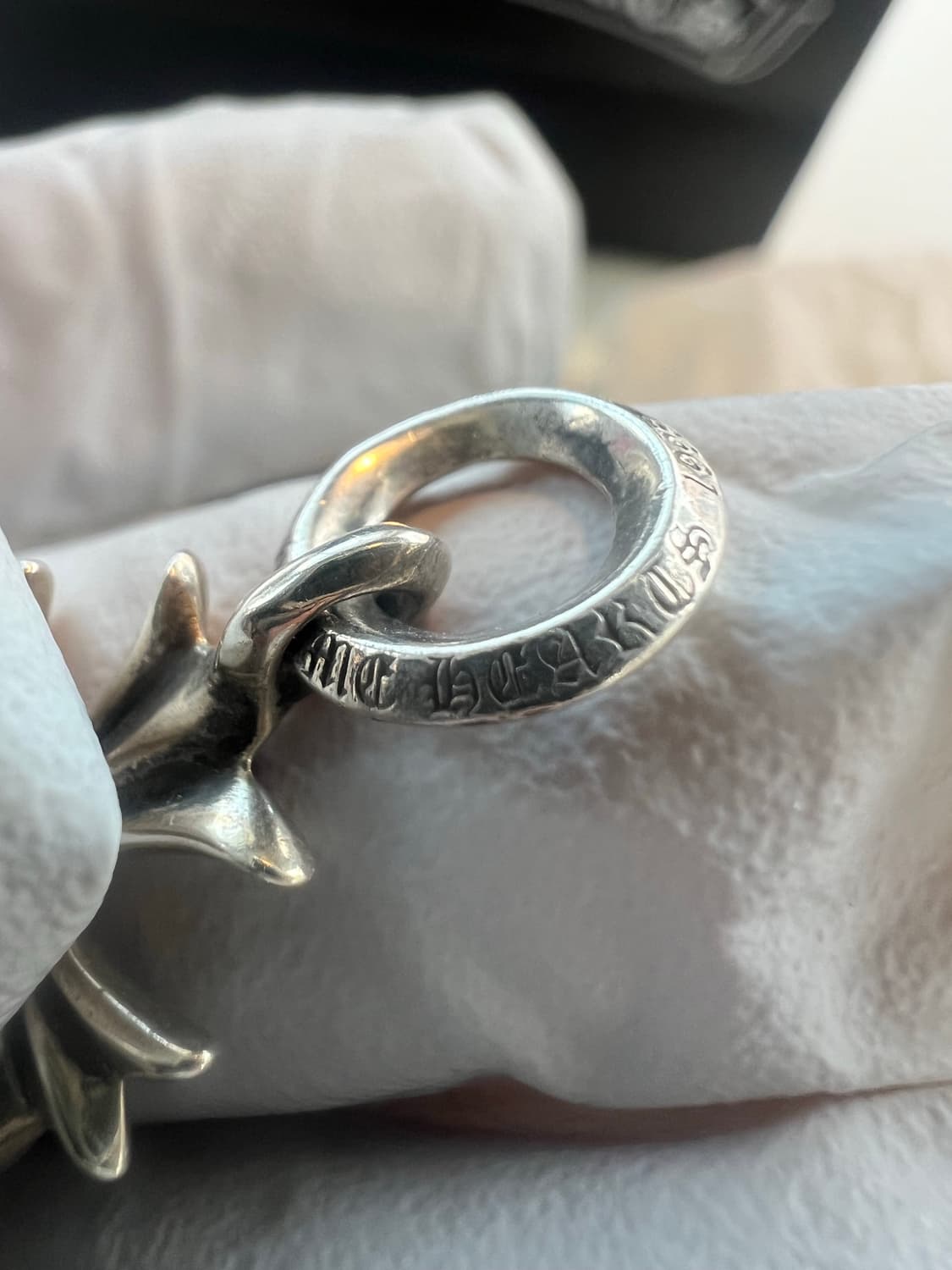 크롬하츠 타이니 크로스 펜던트 상품이미지5