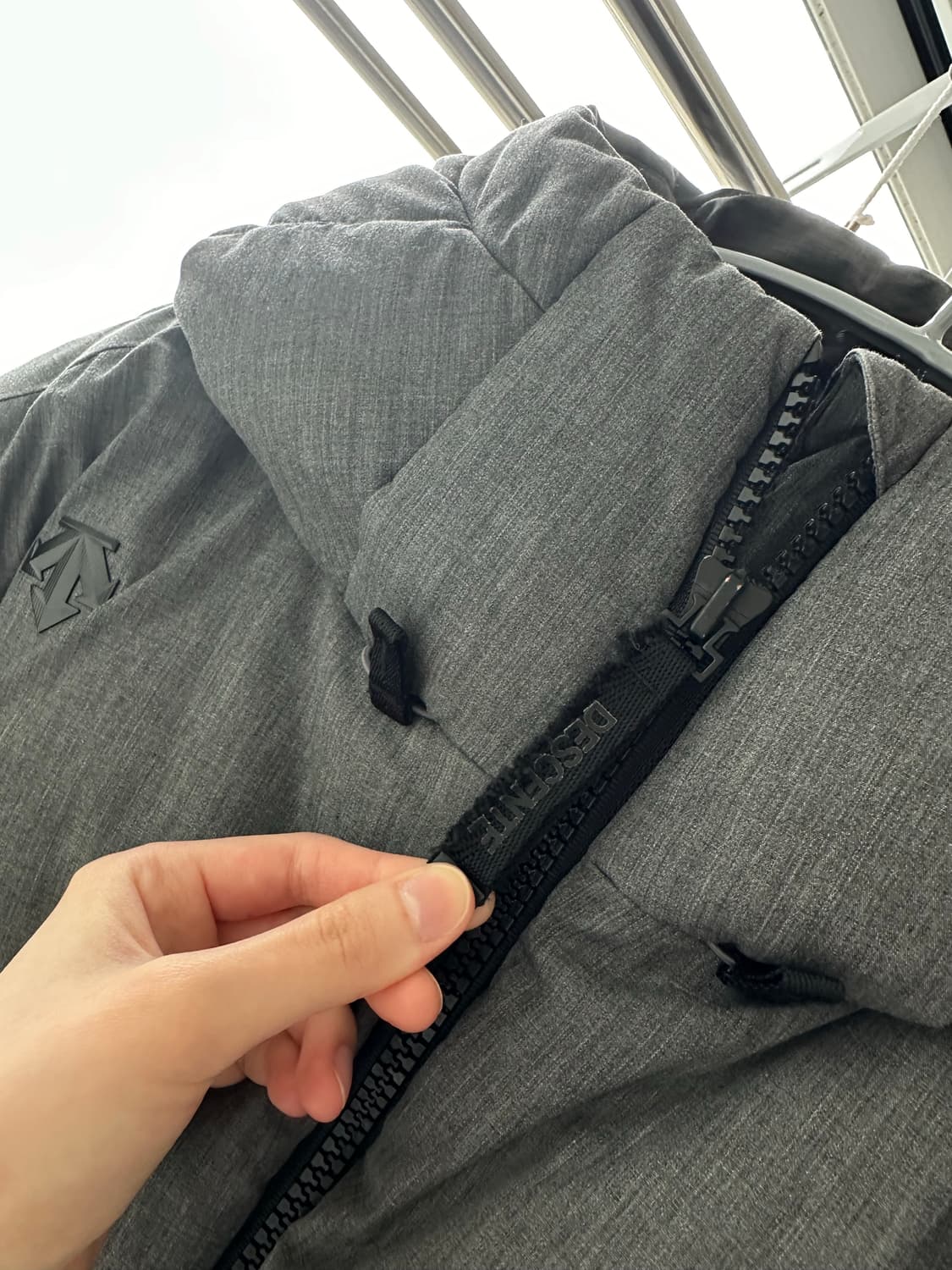 데상트 패딩 상품이미지3