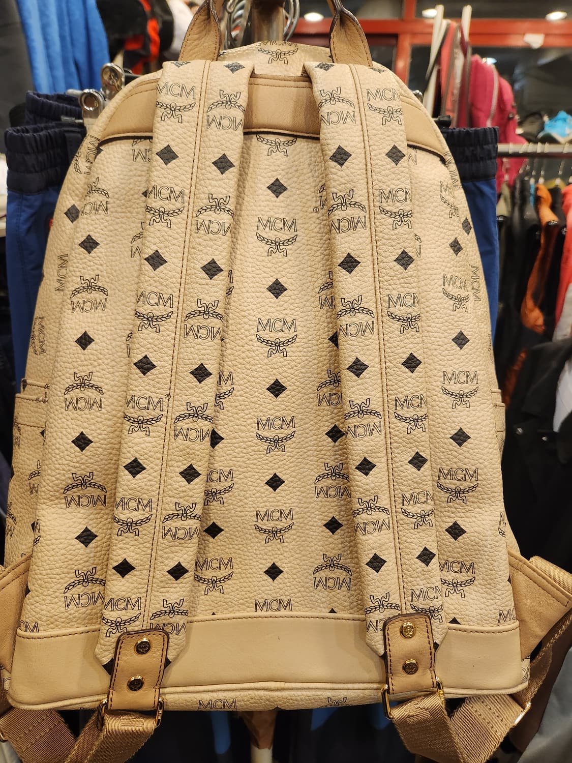 MCM 비세토스 패턴 백팩 상품이미지7