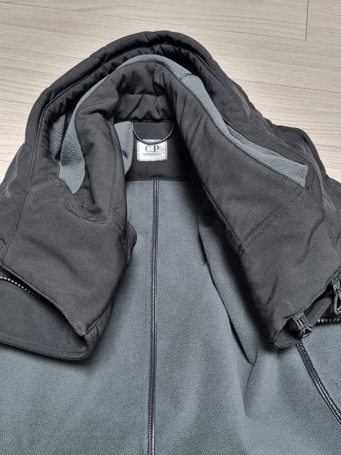 cp컴퍼니 쉘 롱자켓 상품이미지4