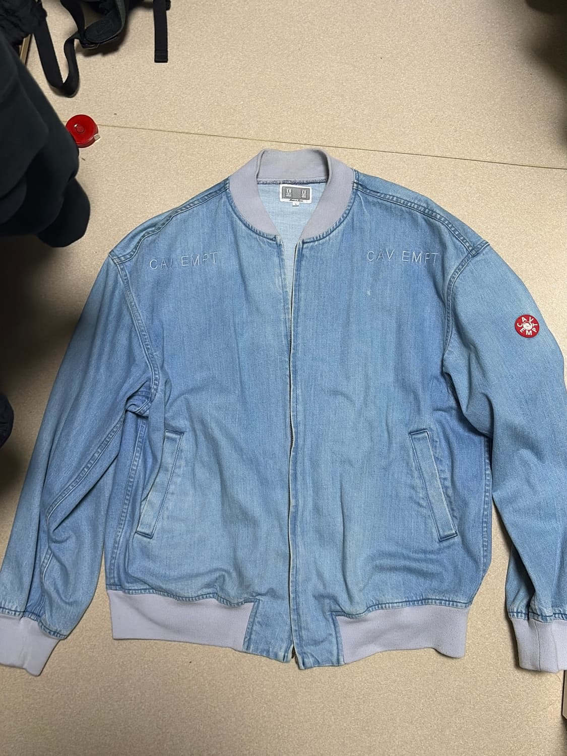 카브엠트 블리치드 데님 봄버 L 상품이미지1