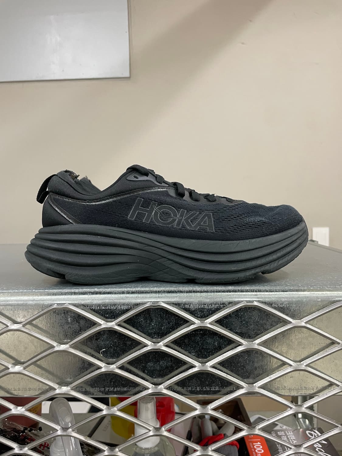 호카 본디 8 블랙 255 상품이미지4