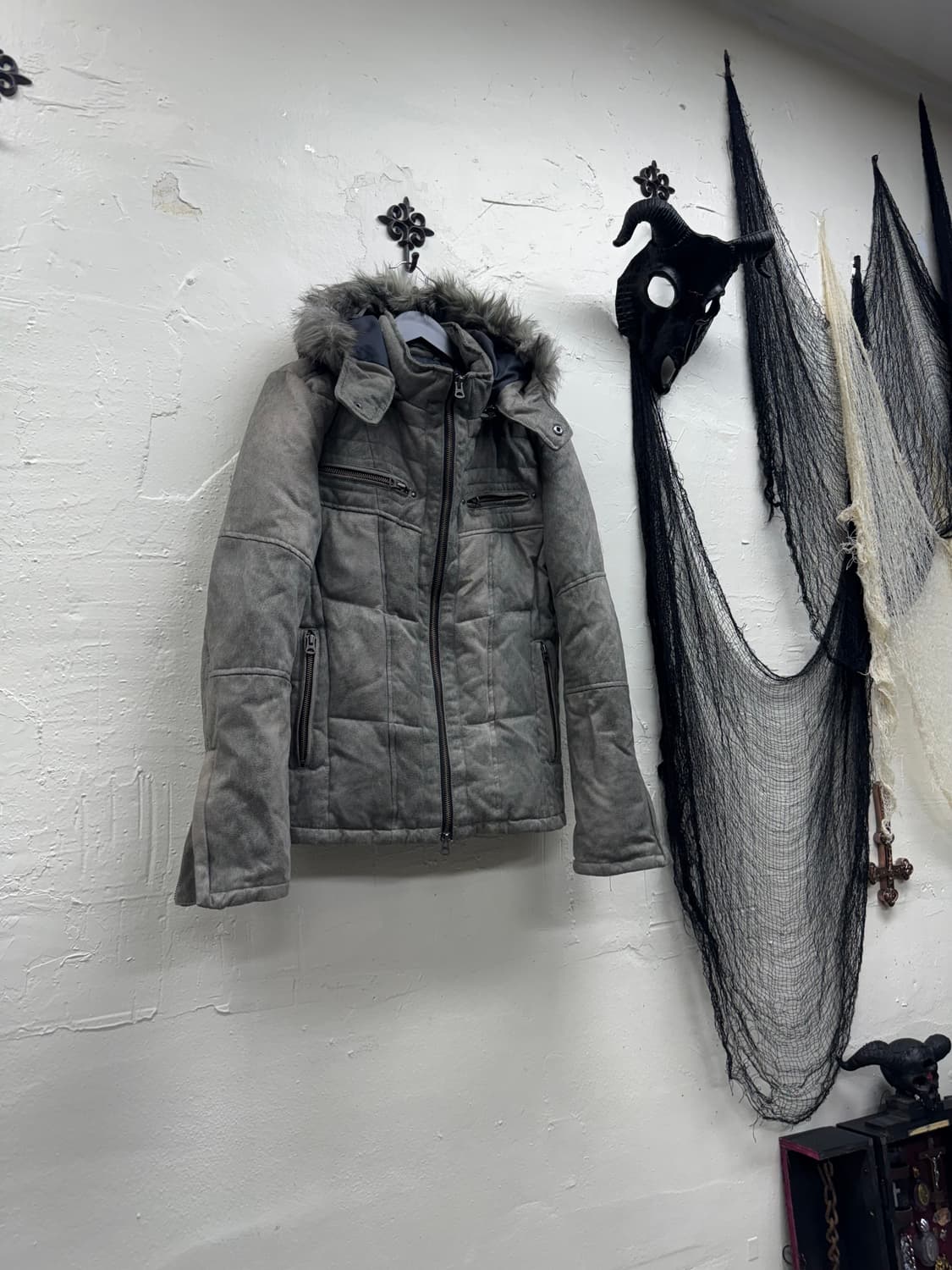 Tornado mart fake swede fur down jacket 상품이미지1