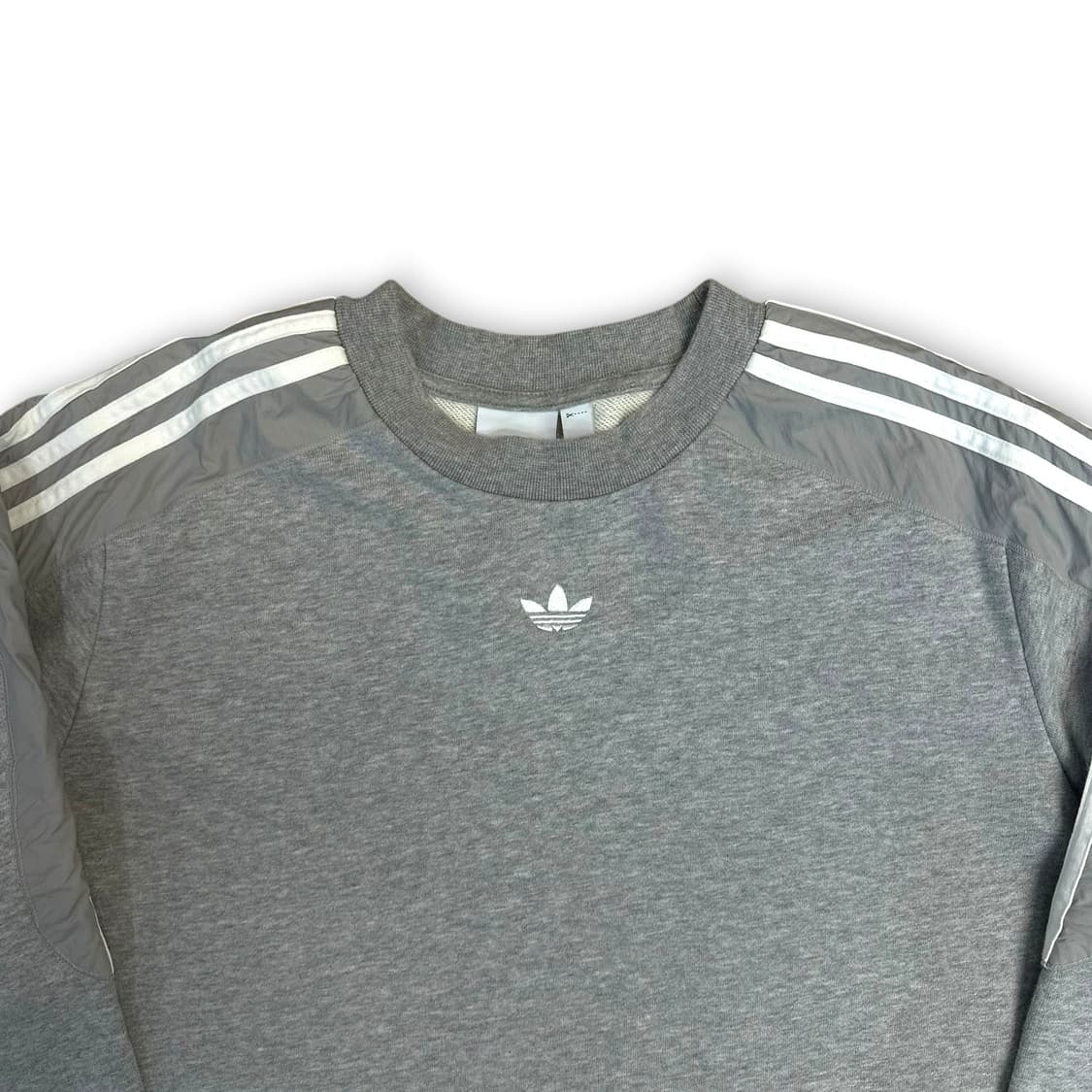 아디다스맨투맨 상품이미지3