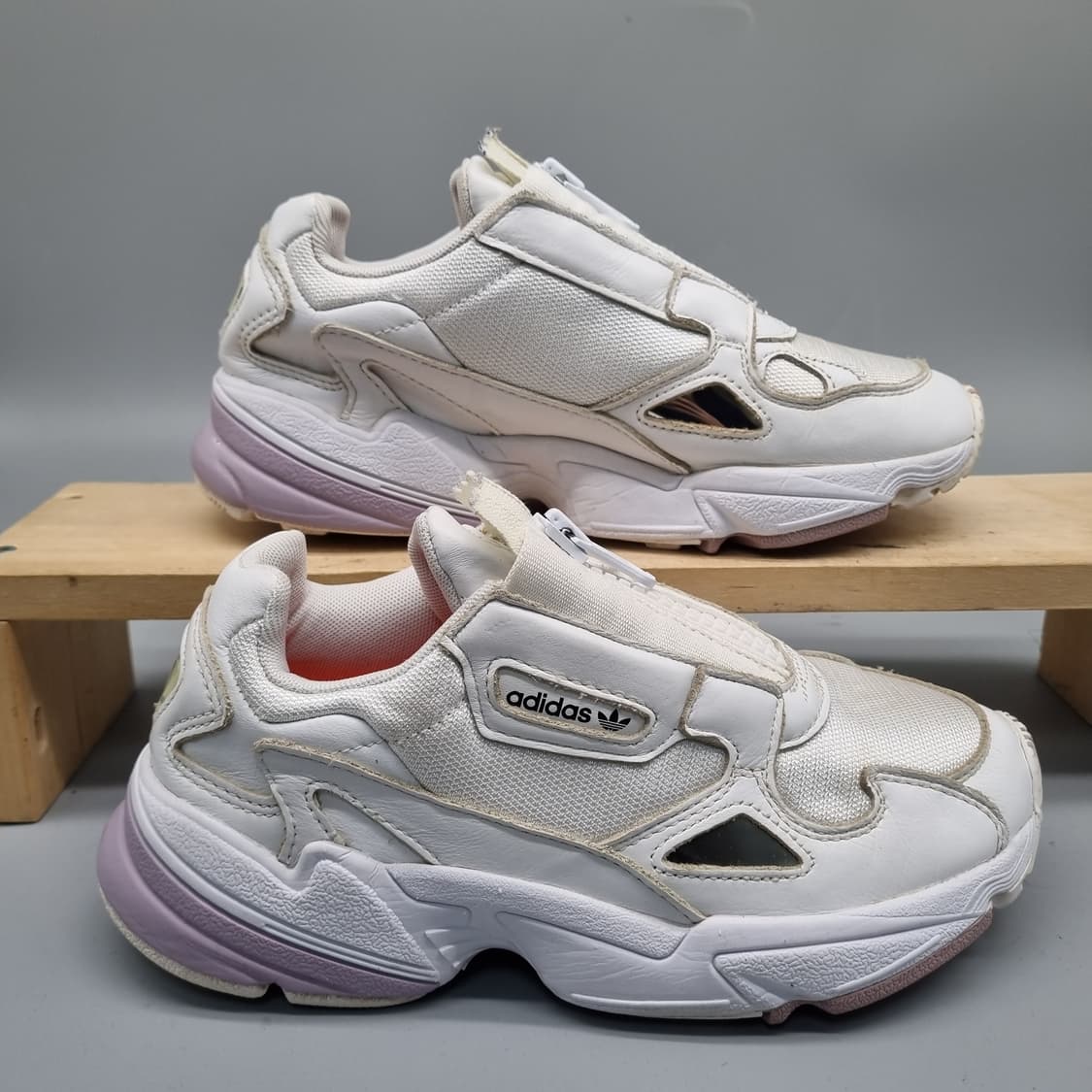 아디다스  팔콘  지퍼 운동화 225 상품이미지1