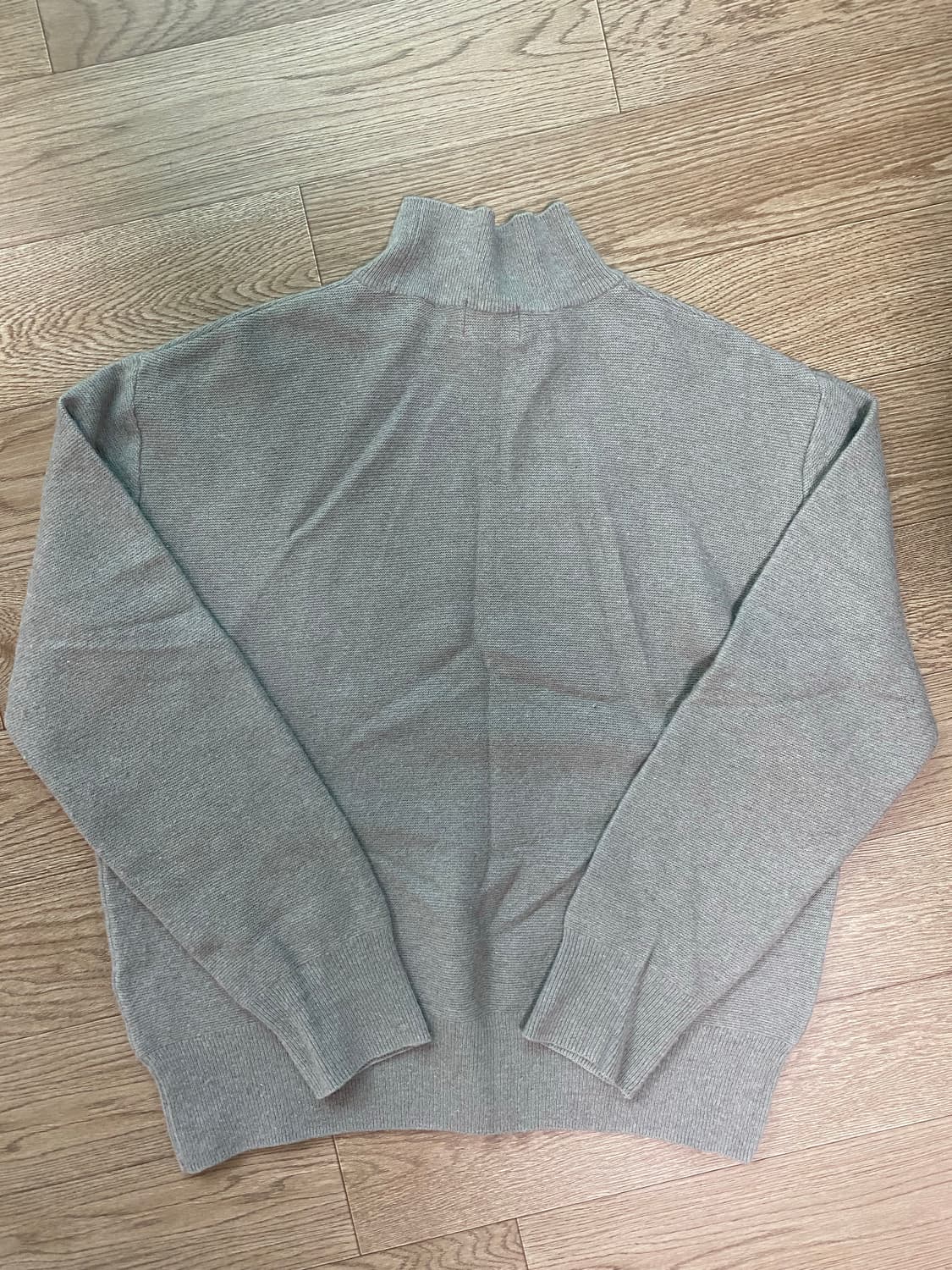 헤리티자플로스 알파카 모크넥 니트 상품이미지2