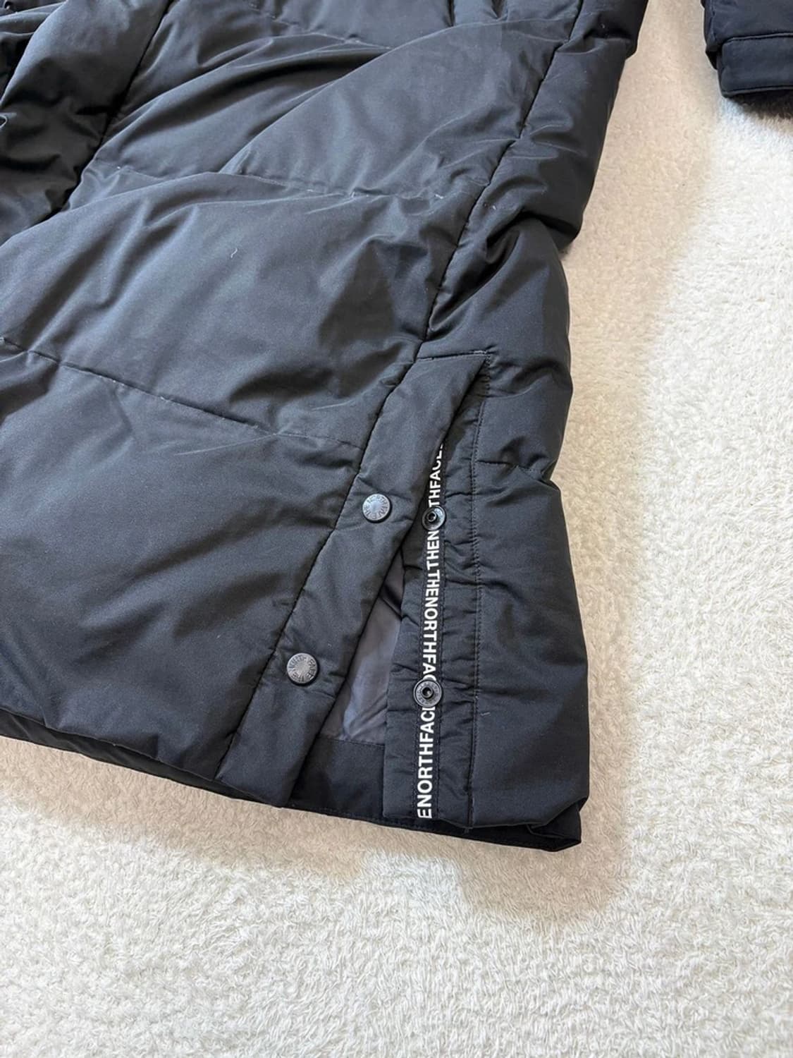 노스페이스 슈퍼에어 다운 롱 패딩 PN6068    상품이미지4