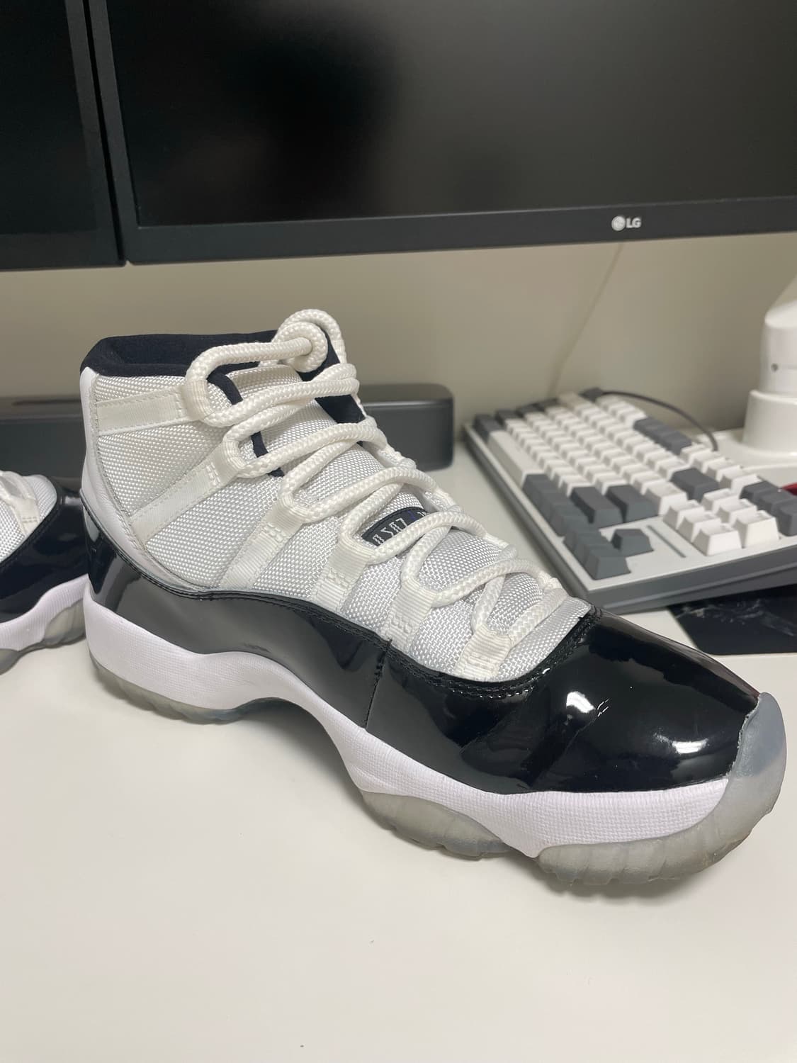 [265] 조던 11 콩코드 2018 상품이미지3