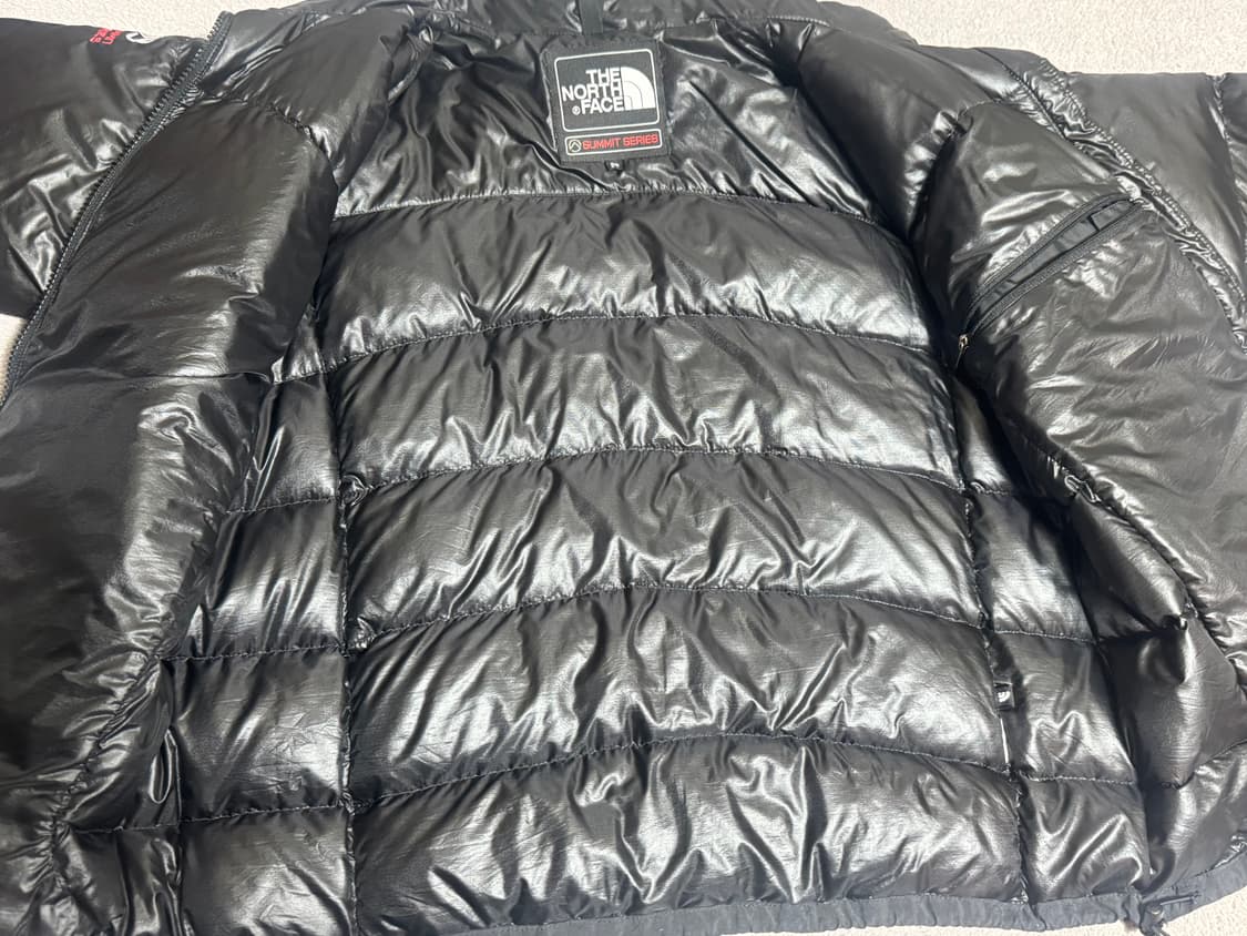 100-103 노스페이스 서밋시리즈 아콘 카구아 블랙 패딩 오리지날  상품이미지4