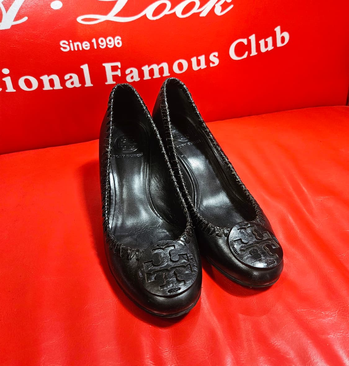 토리버치 시그니쳐 로고 가죽 웨지힐 6.5size(235) 상품이미지1