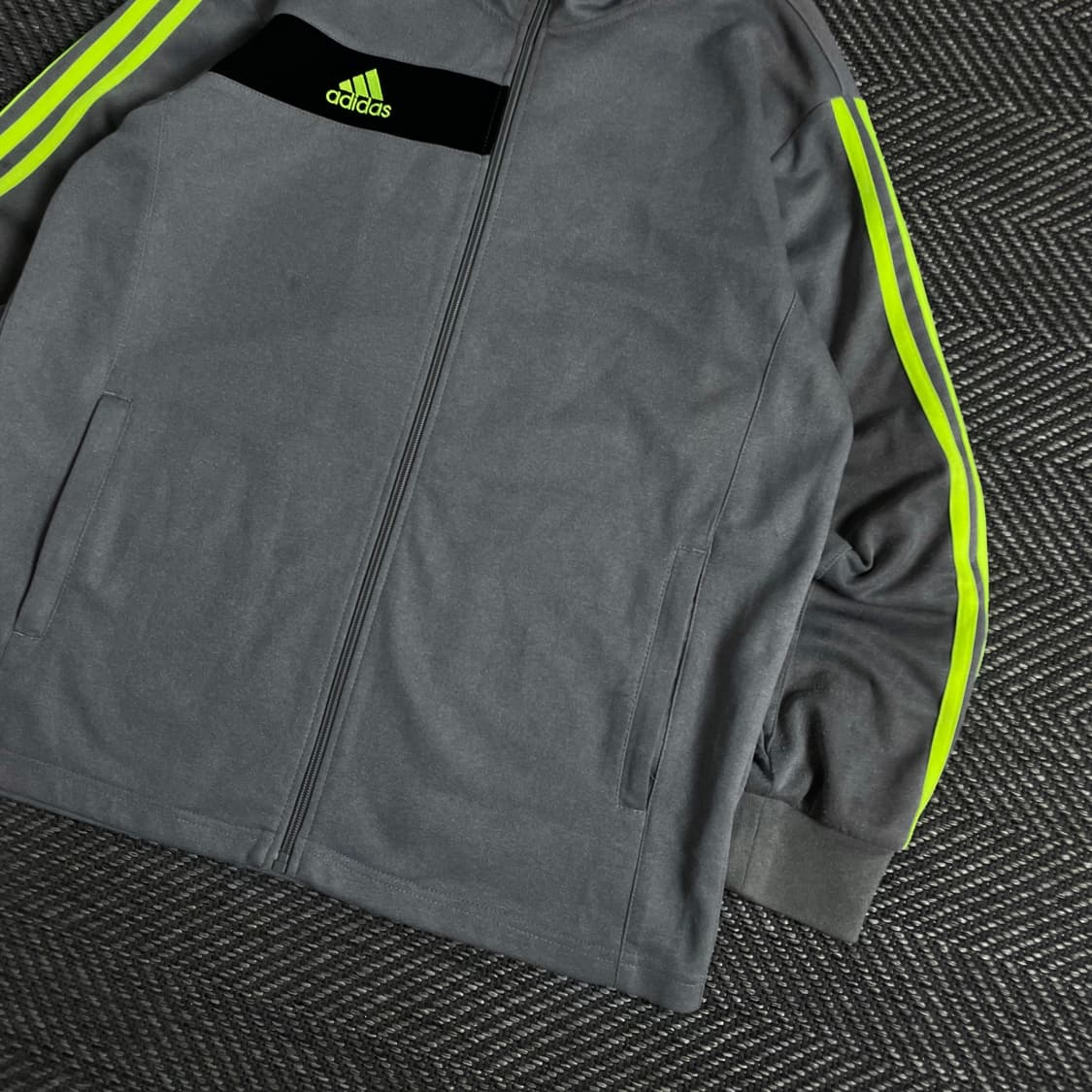 아디다스 에센셜 트랙탑 져지y 3363 상품이미지3