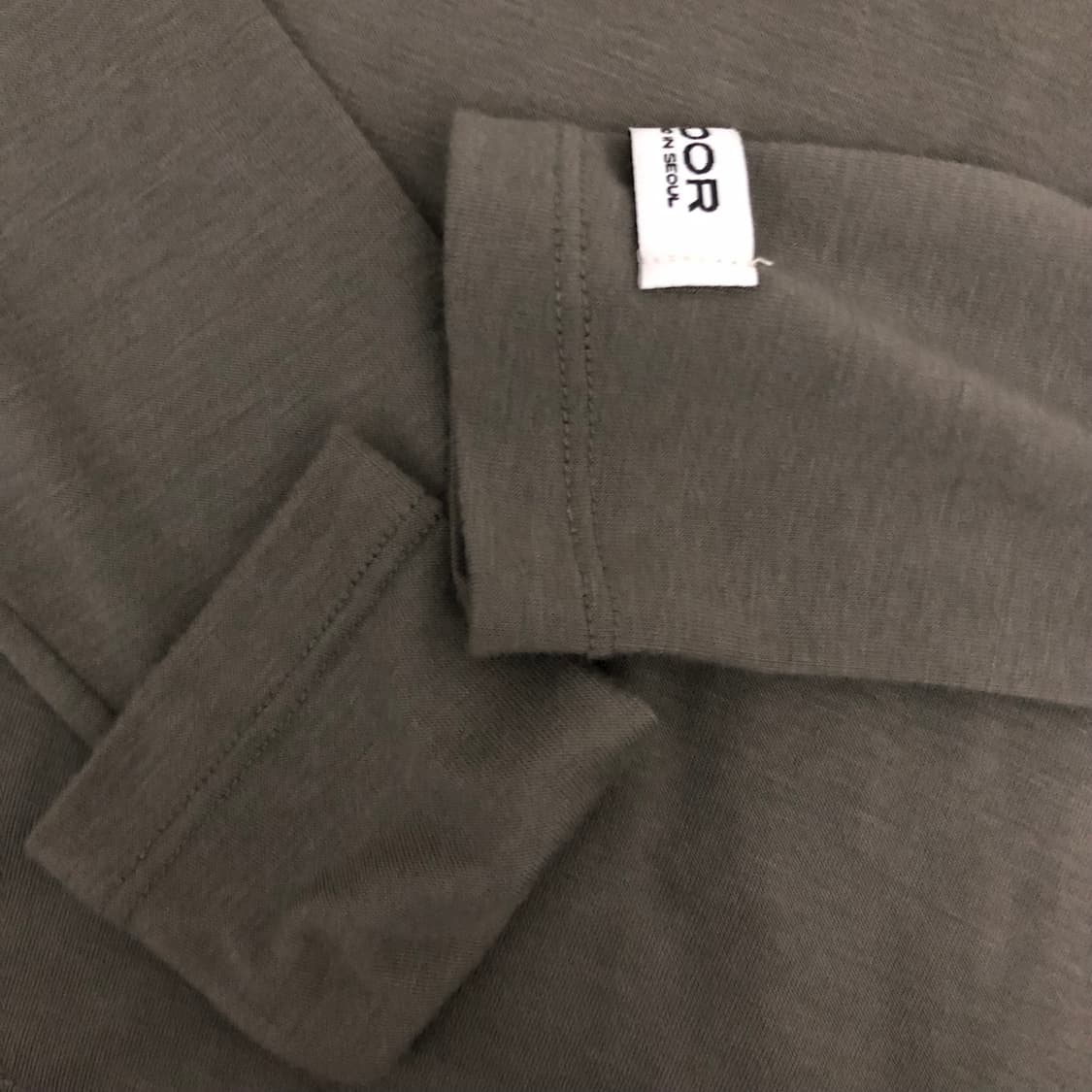 오도어 Basic button tee - 올리브 상품이미지5