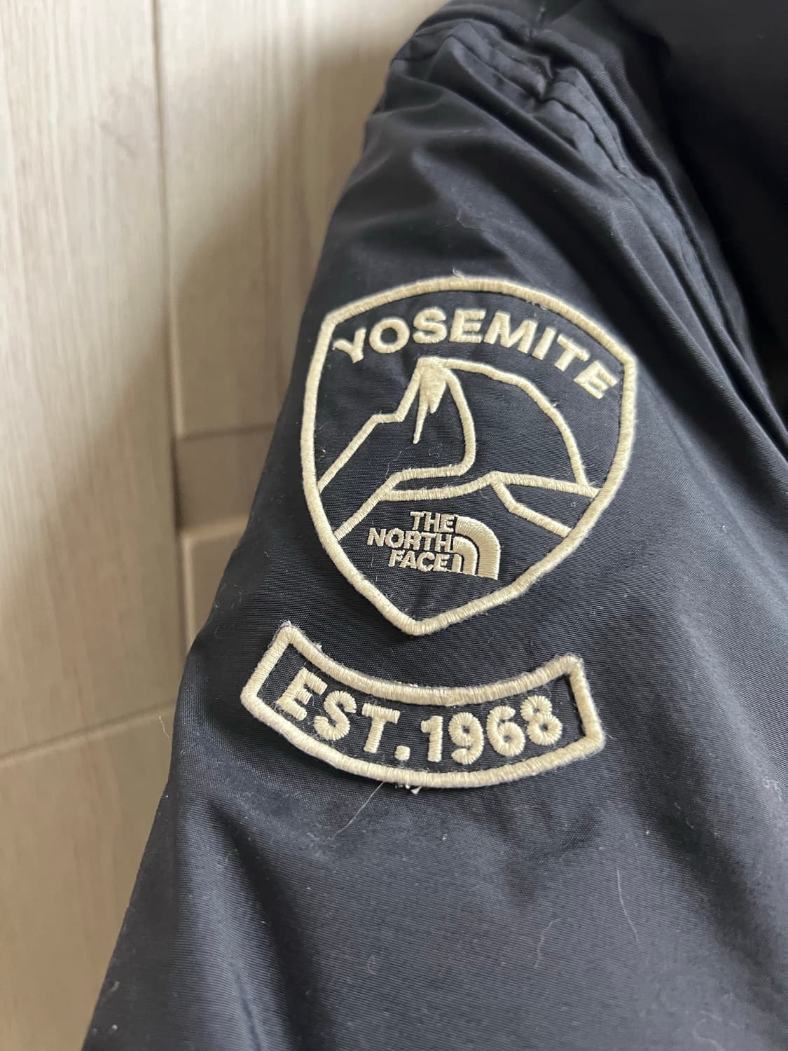 노스페이스 요세미티 구스다운 패딩입니다 상품이미지5