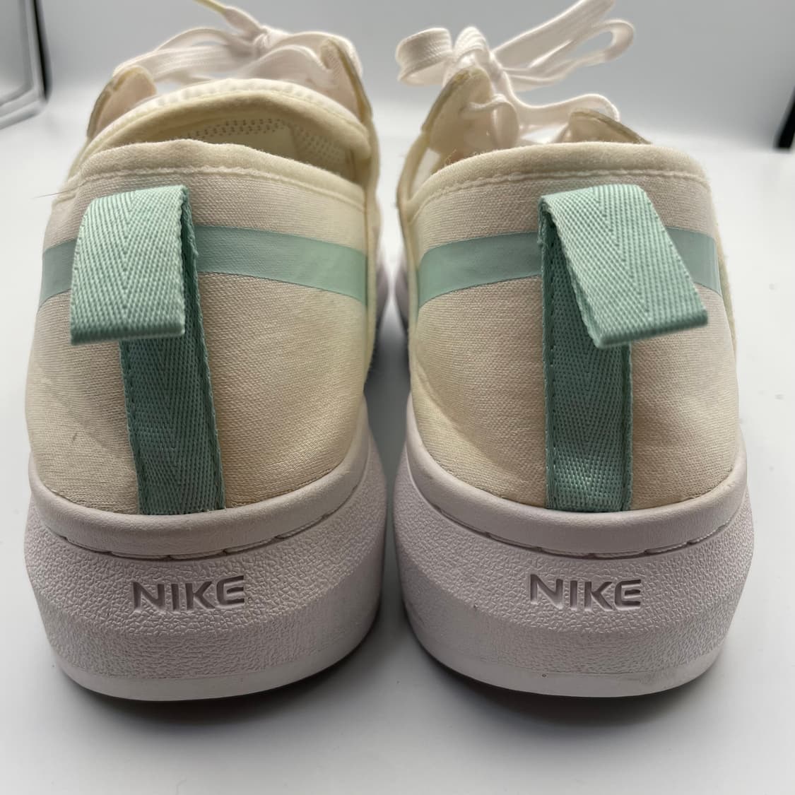 나이키 코트 비전 알타 여성 스니커즈 245 상품이미지6