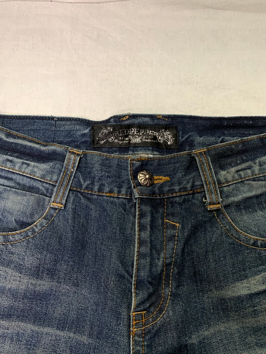 Red Pepper skull cross embroidered denim 상품이미지6