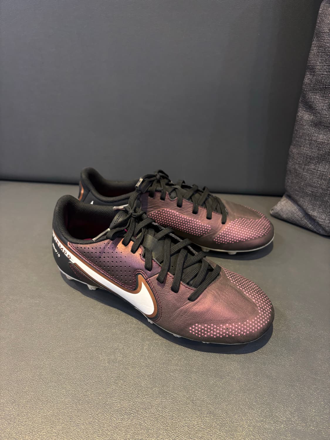 나이키 티엠포 축구화 240사이즈 상품이미지2